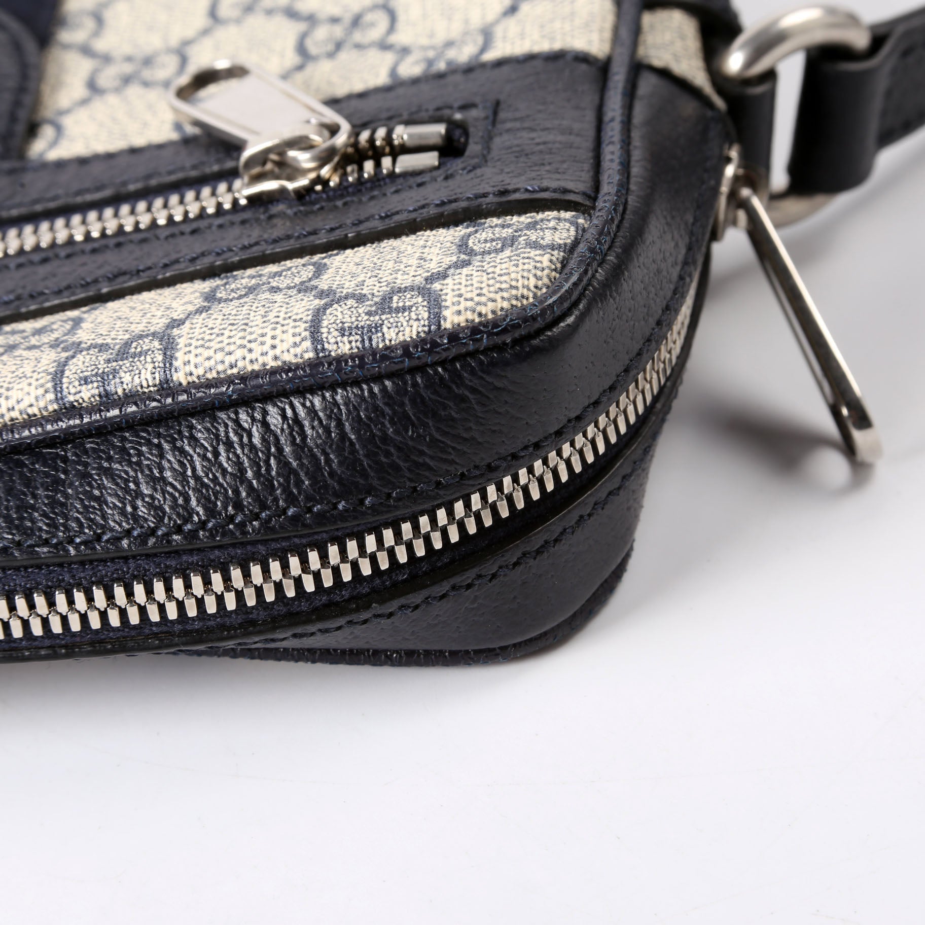 Gucci 547926 Ophidia Messenger Navy