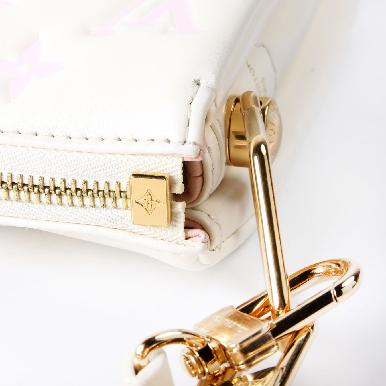 Coussin BB NV Lambskin Cream