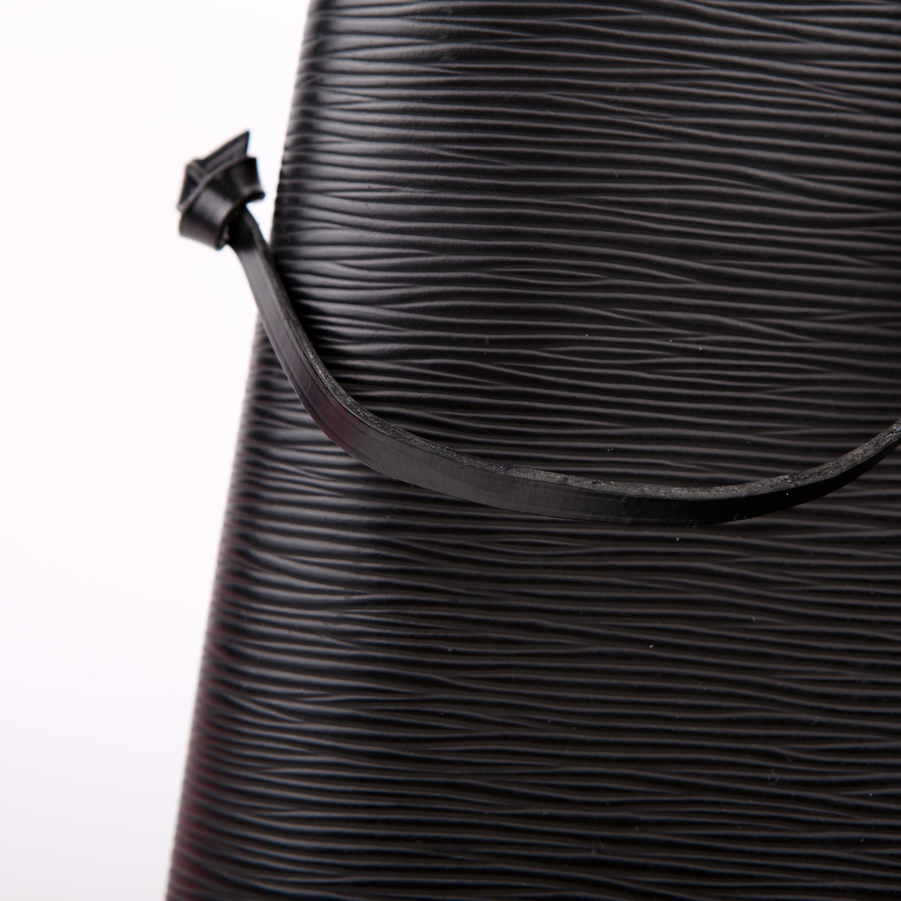 Neonoe MM Epi Black