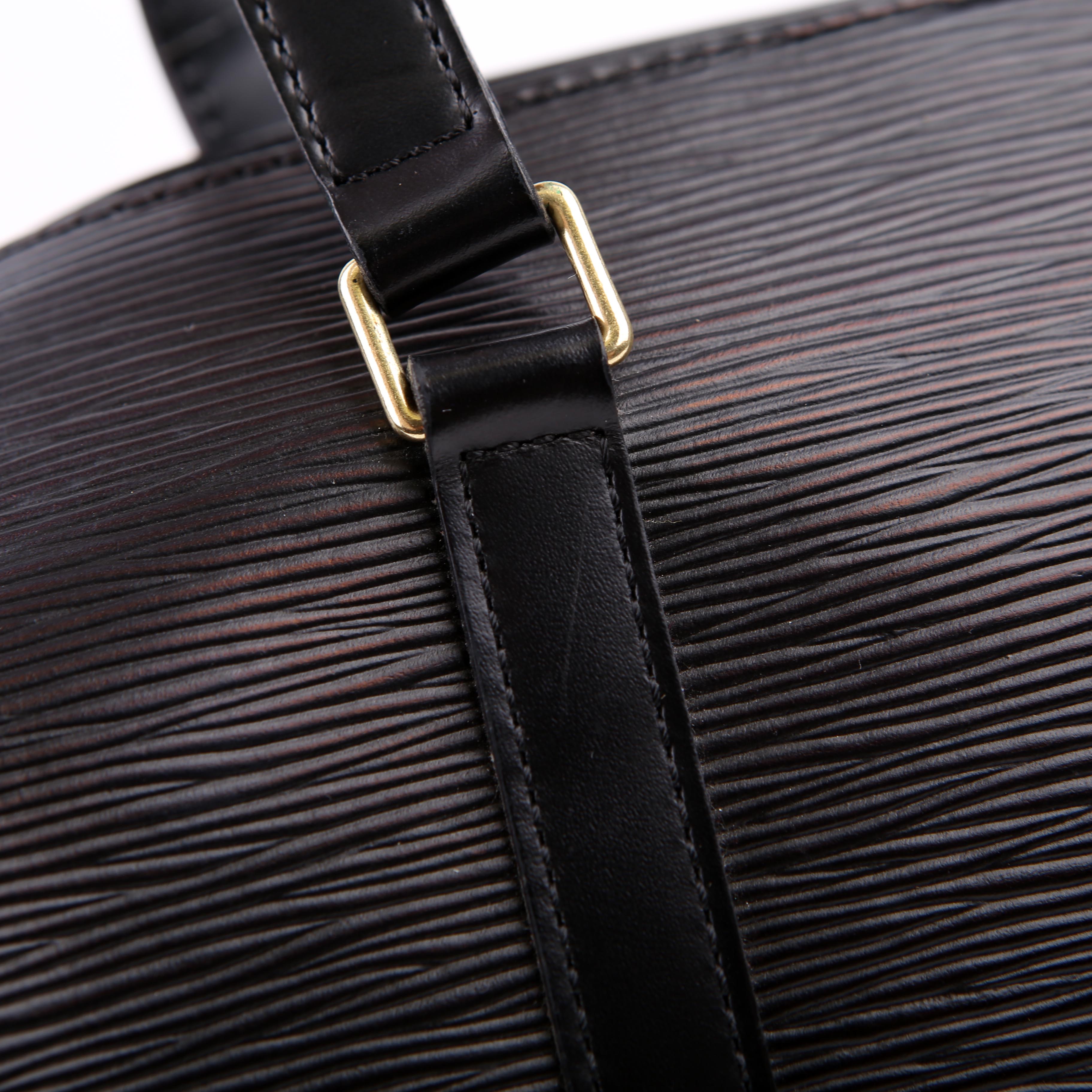 Soufflot With Pouch Epi Black