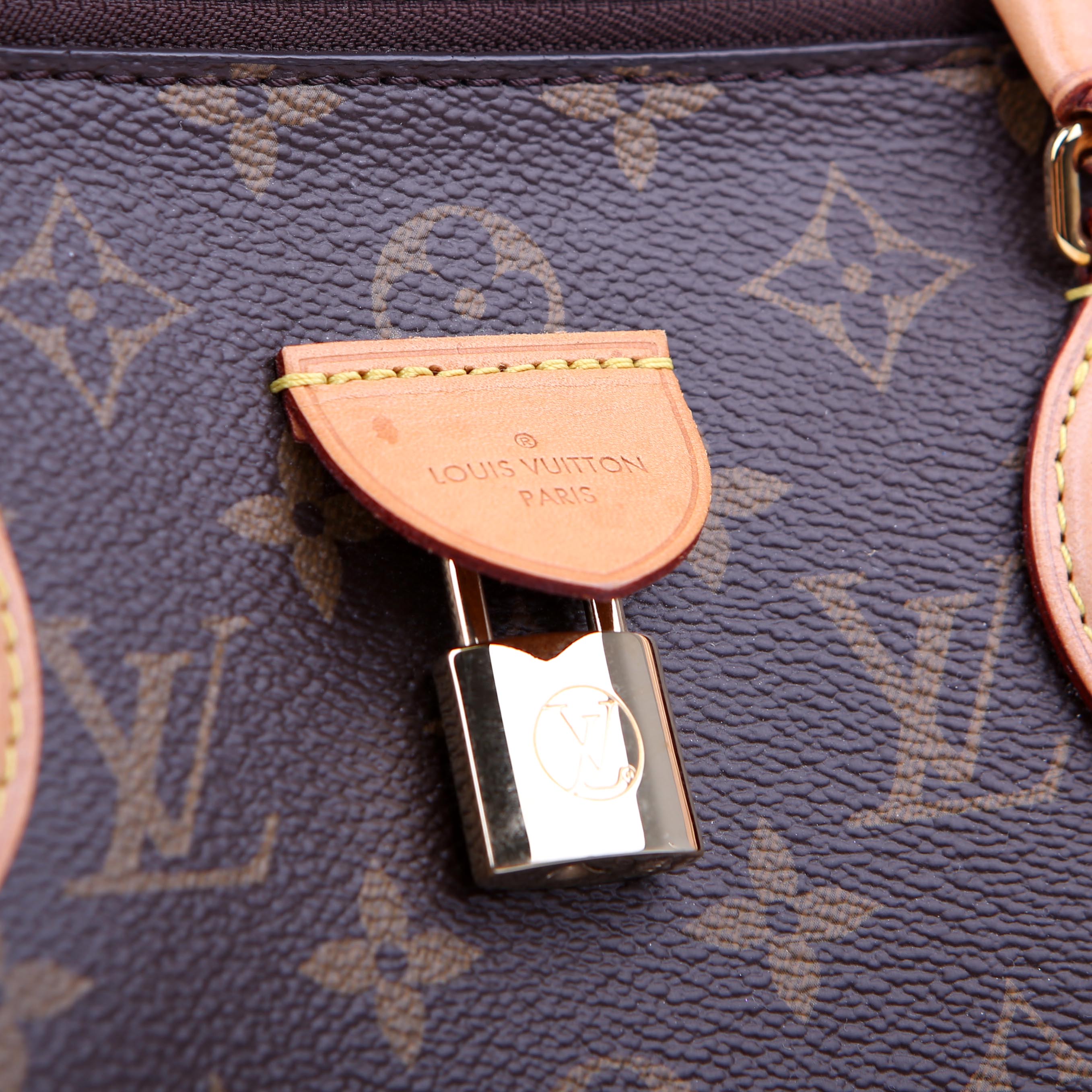 Rivoli NM MM Monogram
