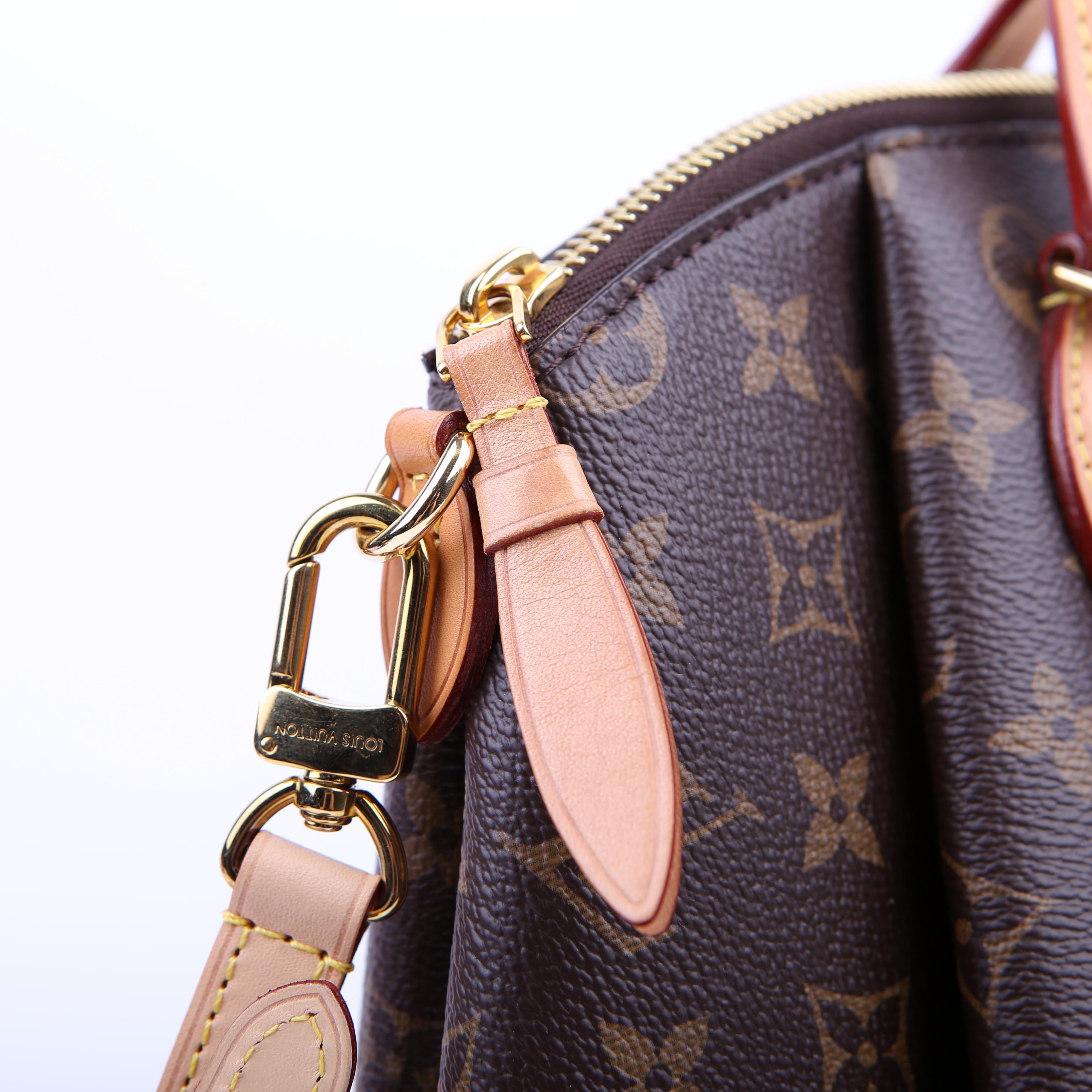 Rivoli NM MM Monogram