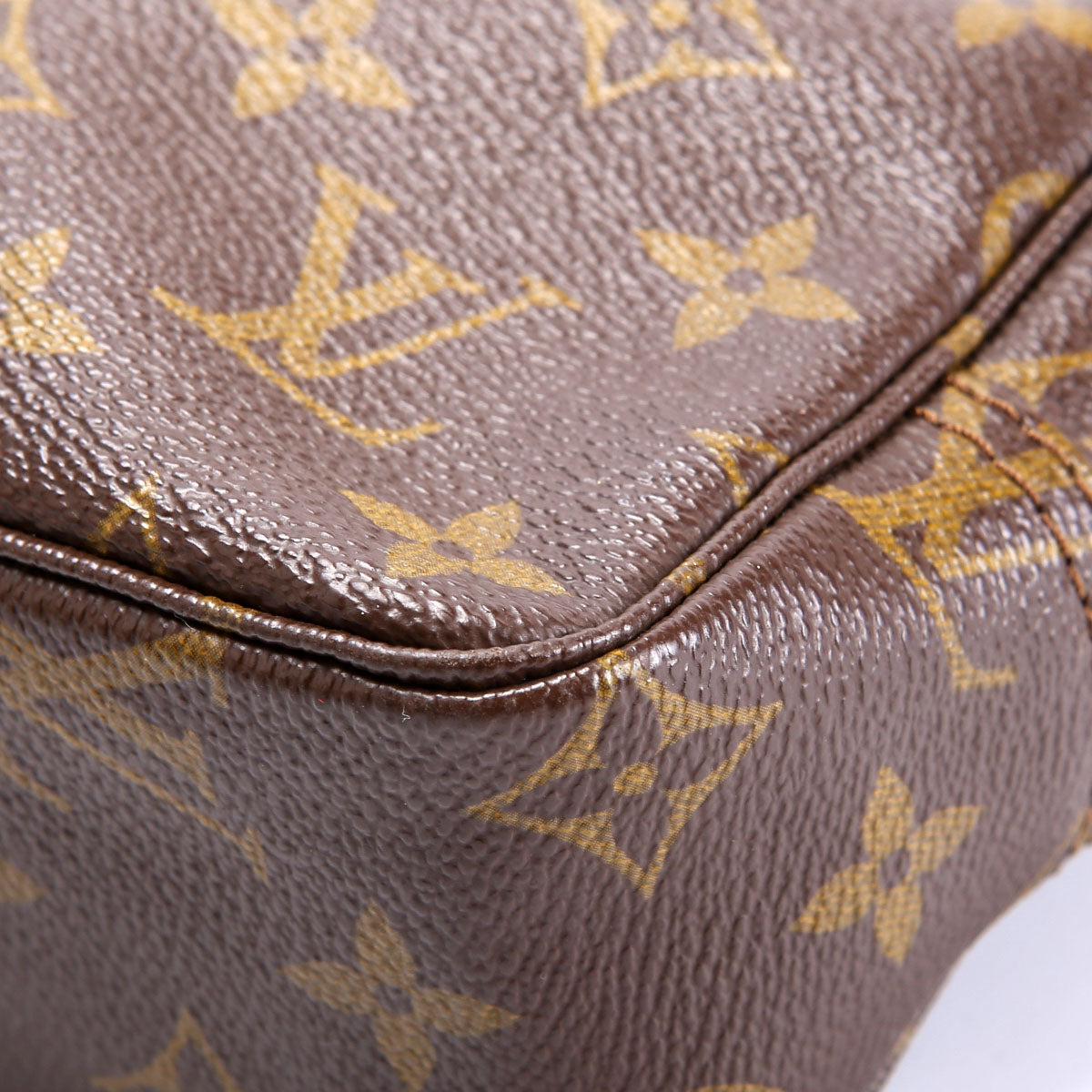 Trousse Toilette 23 Monogram