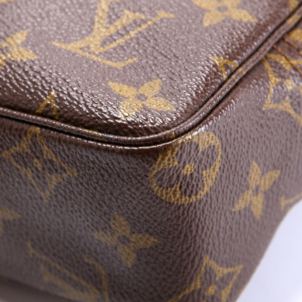 Trousse Toilette 23 Monogram