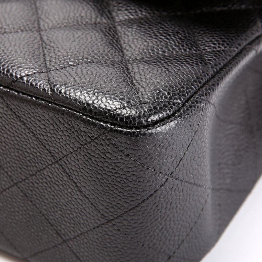 Classic Flap Jumbo Caviar 23M Black