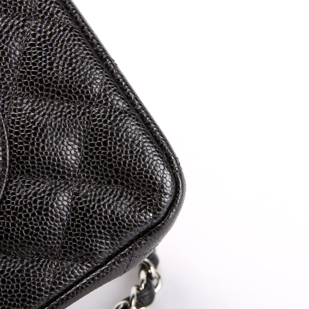 Classic Flap Jumbo Caviar 23M Black