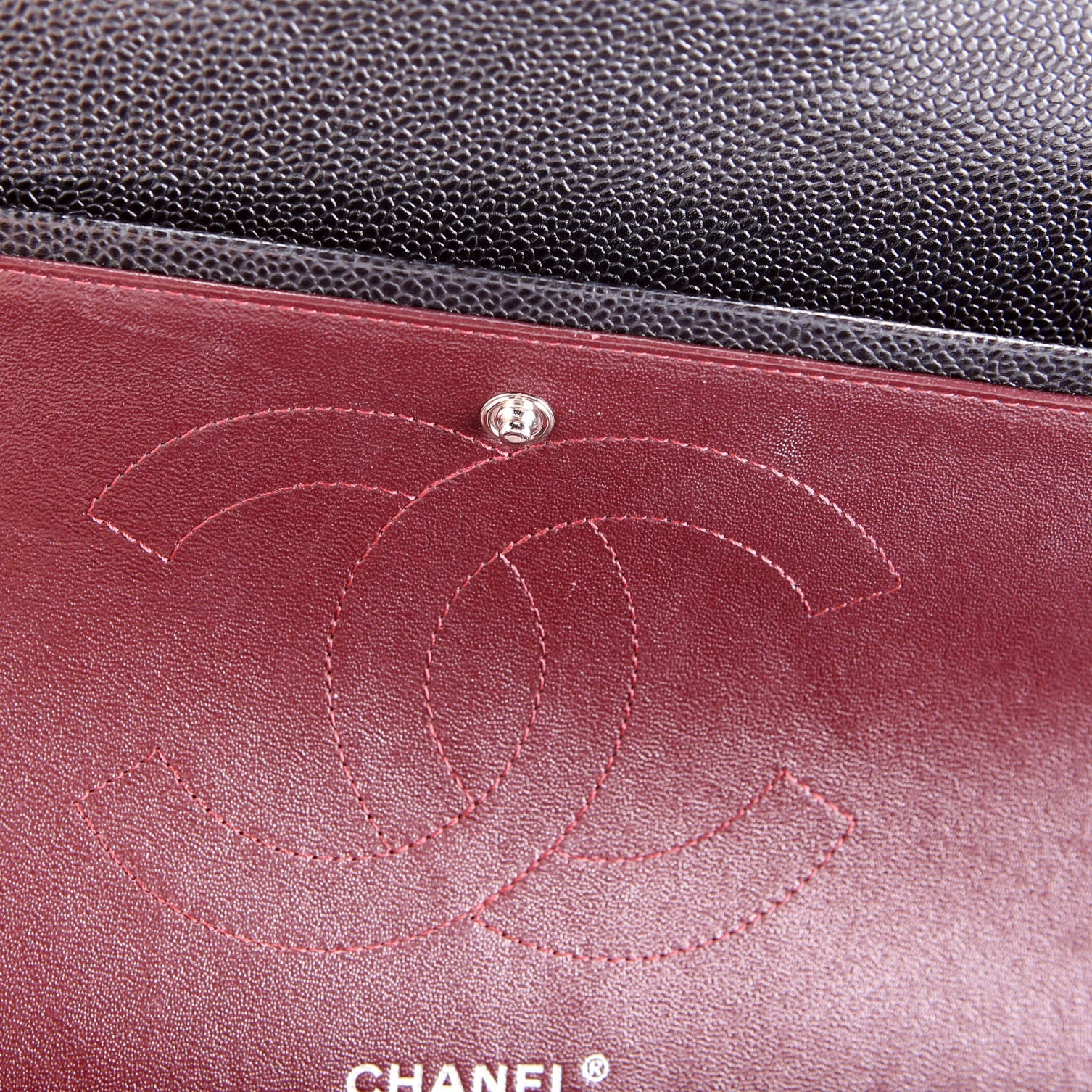 Classic Flap Jumbo Caviar 23M Black
