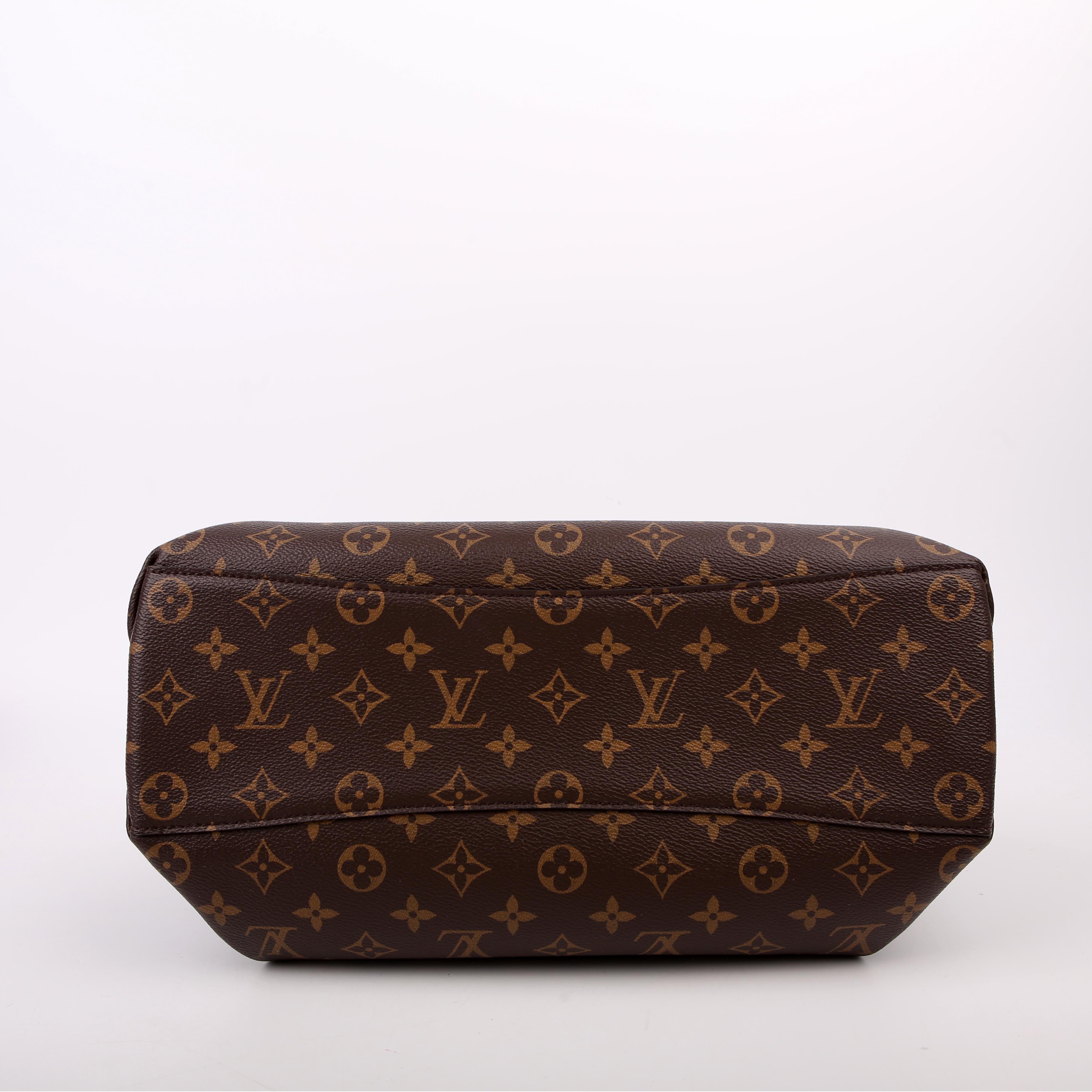 Rivoli NM MM Monogram