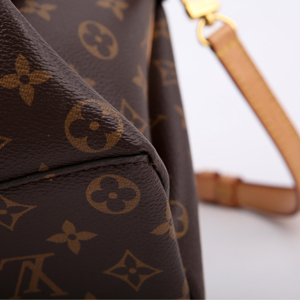 Rivoli NM MM Monogram