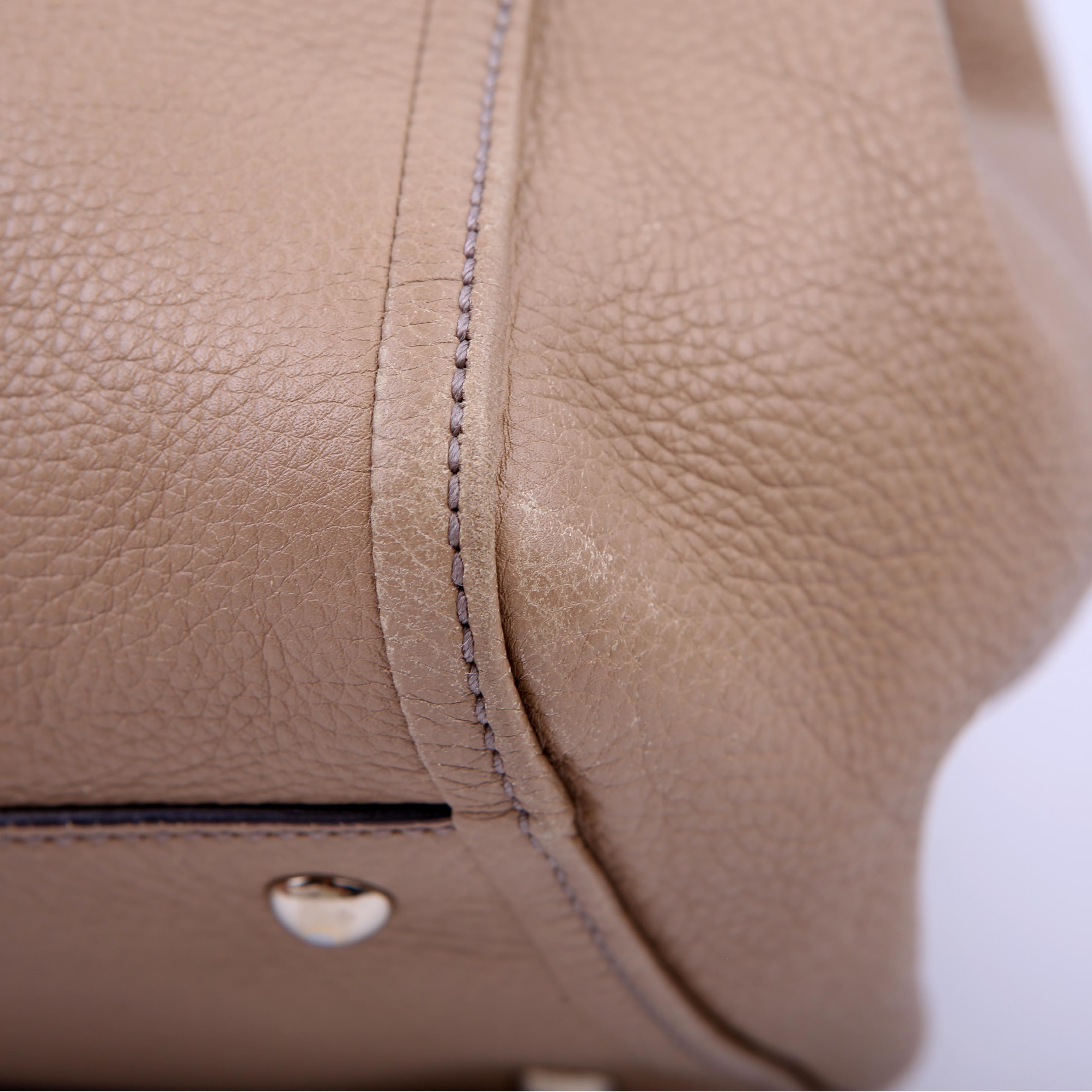 Gucci 282309 Soho Leather Hobo Medium Beige