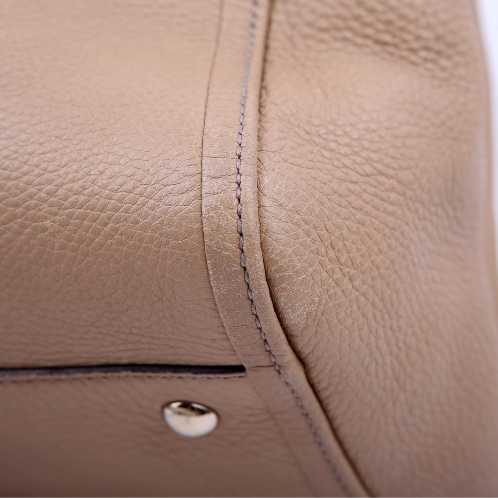Gucci 282309 Soho Leather Hobo Medium Beige
