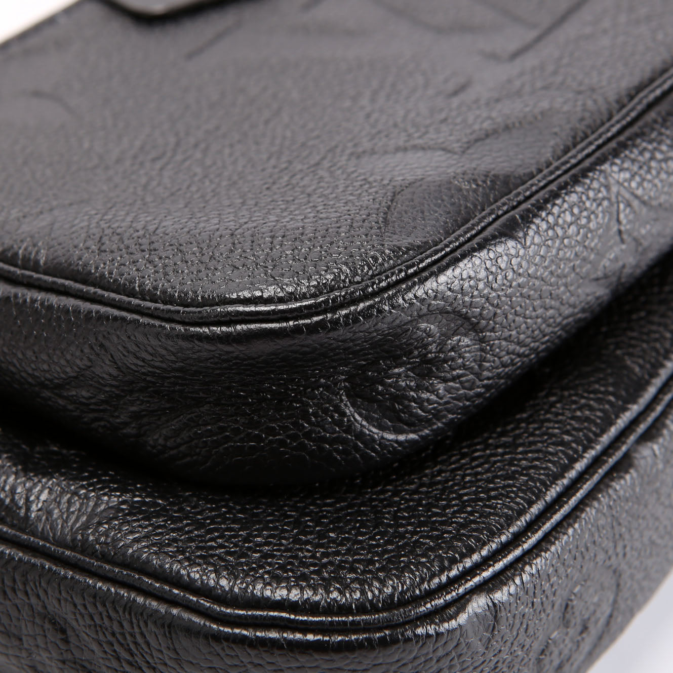 Multi Pochette Empreinte Black