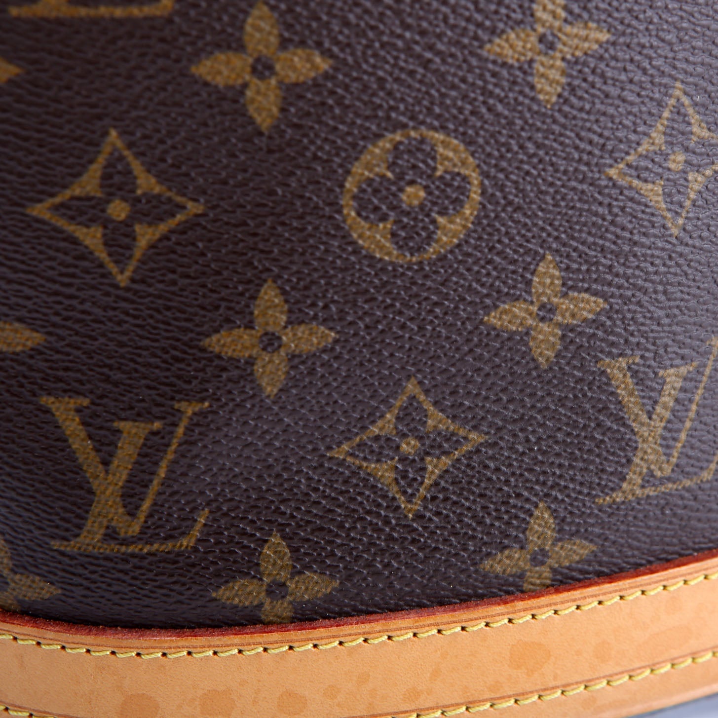 Bucket PM Monogram