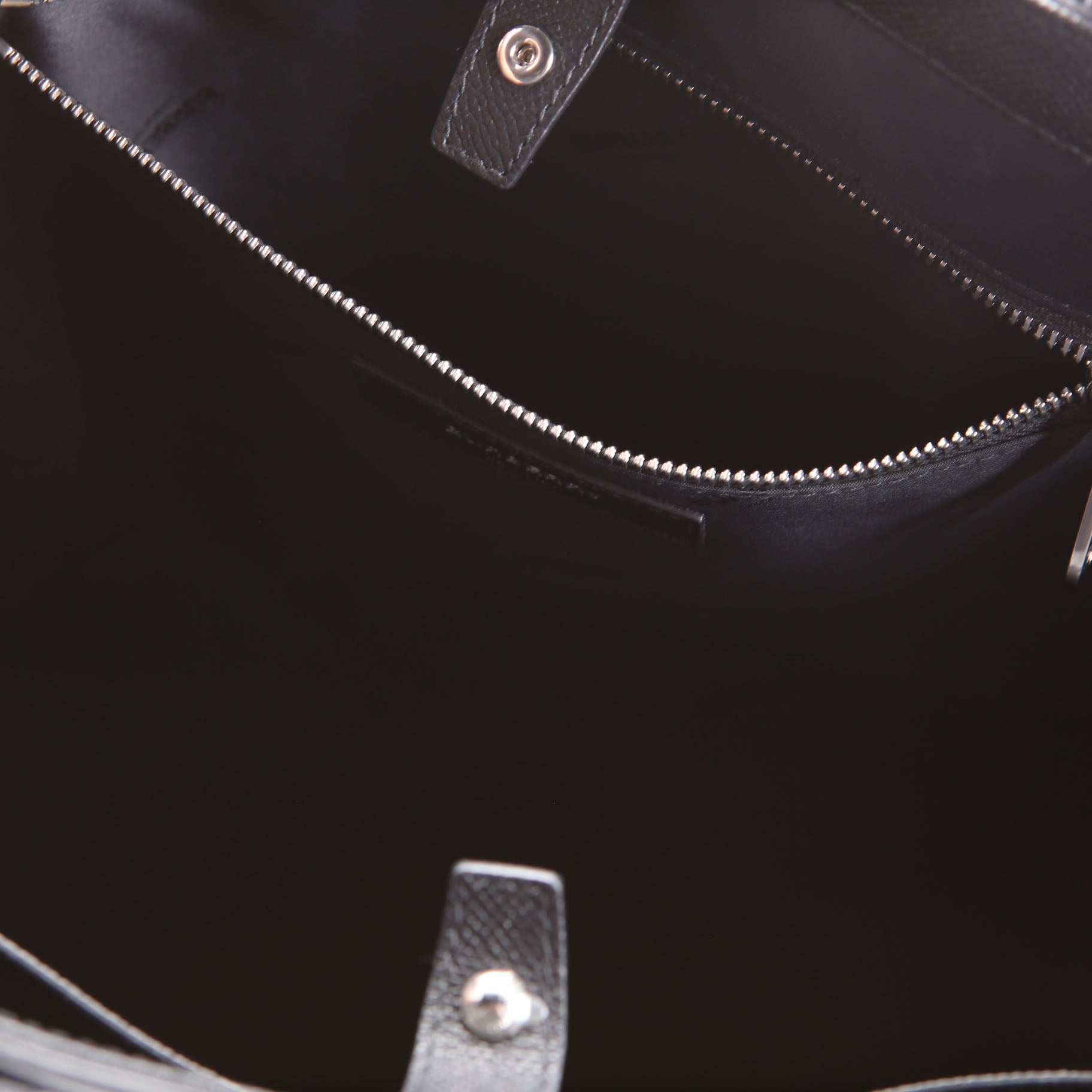 Slim Denny Tote Black