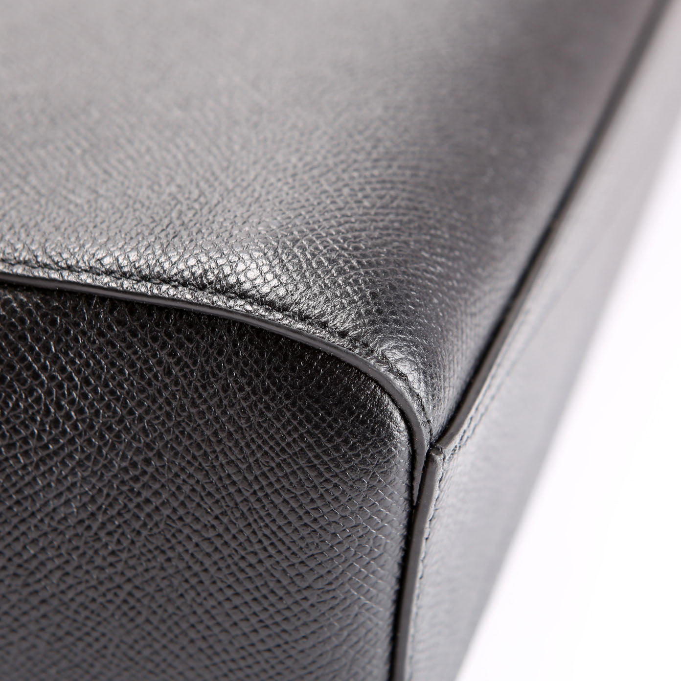 Slim Denny Tote Black
