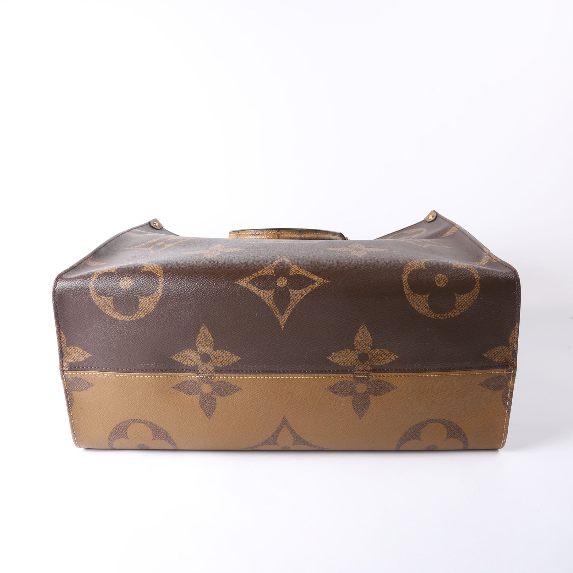 ONTHEGO GM Reverse Monogram