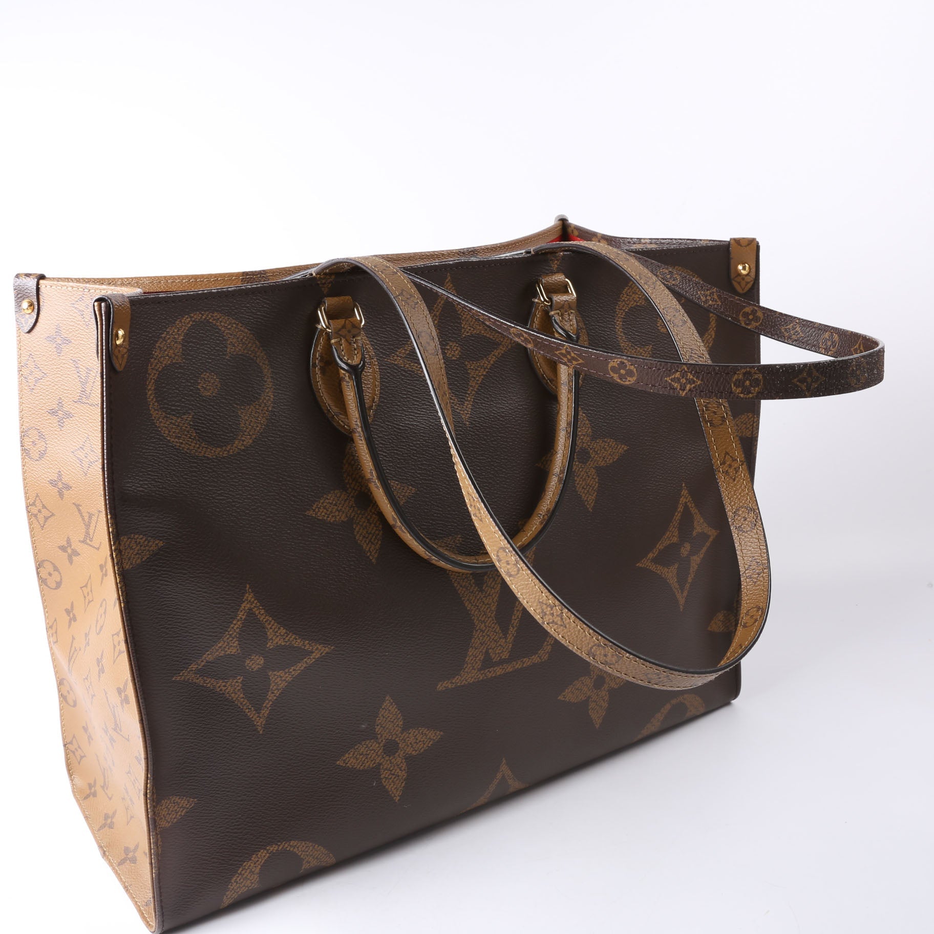 ONTHEGO GM Reverse Monogram