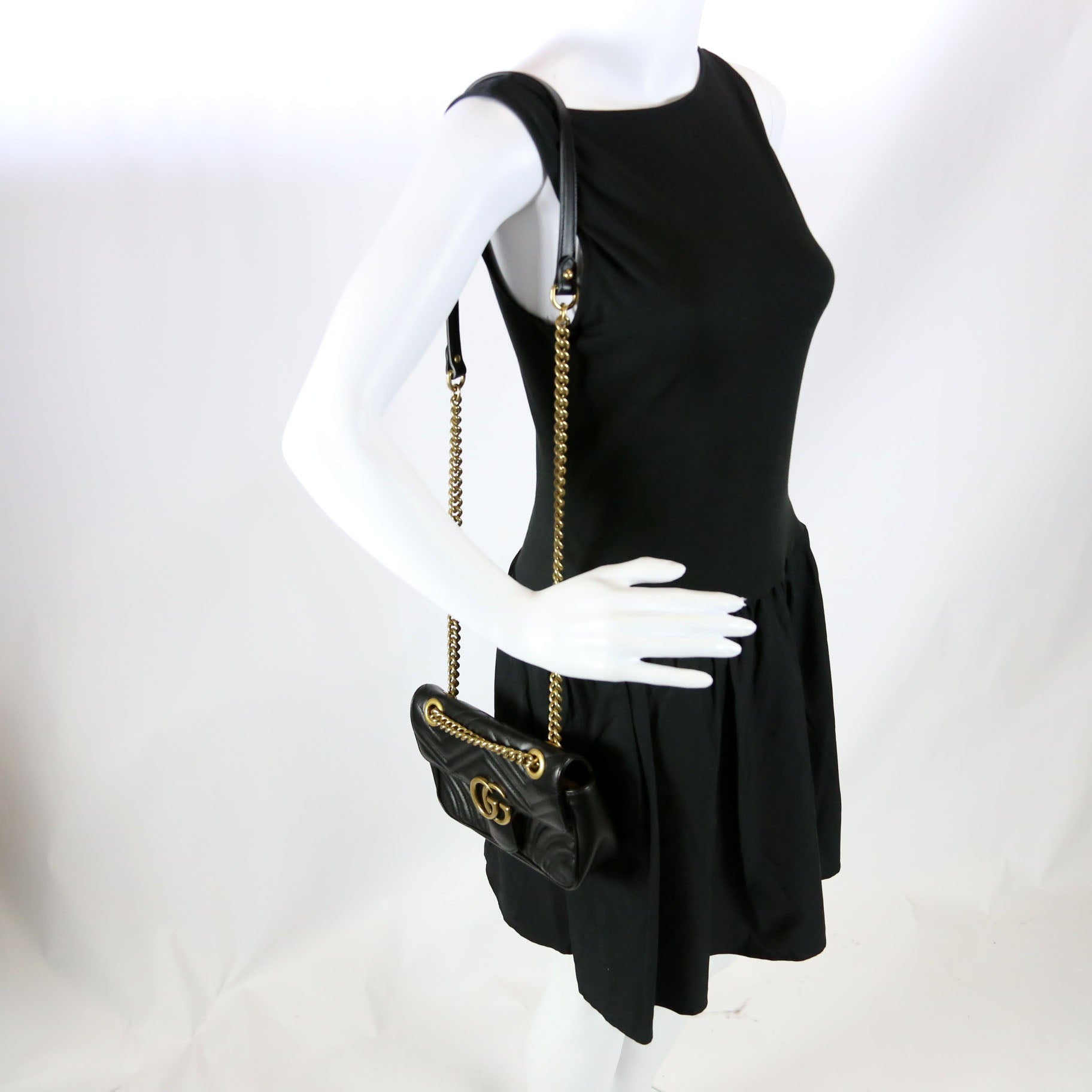 446744 Marmont Leather Shoulder Mini Flap Black