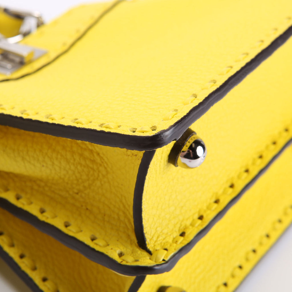 8BN335 Peekaboo Iseeu Petite Selleria Yellow