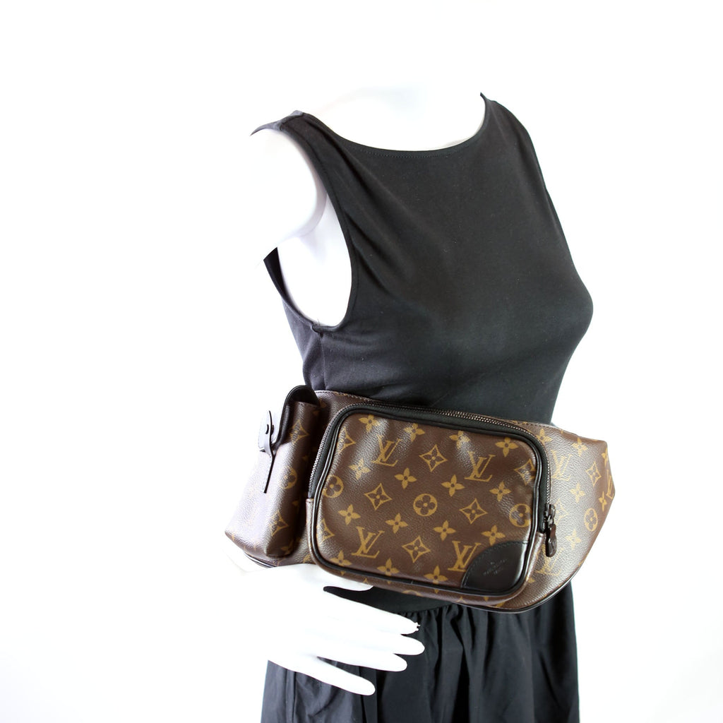 Christopher Bumbag Monogram Macassar