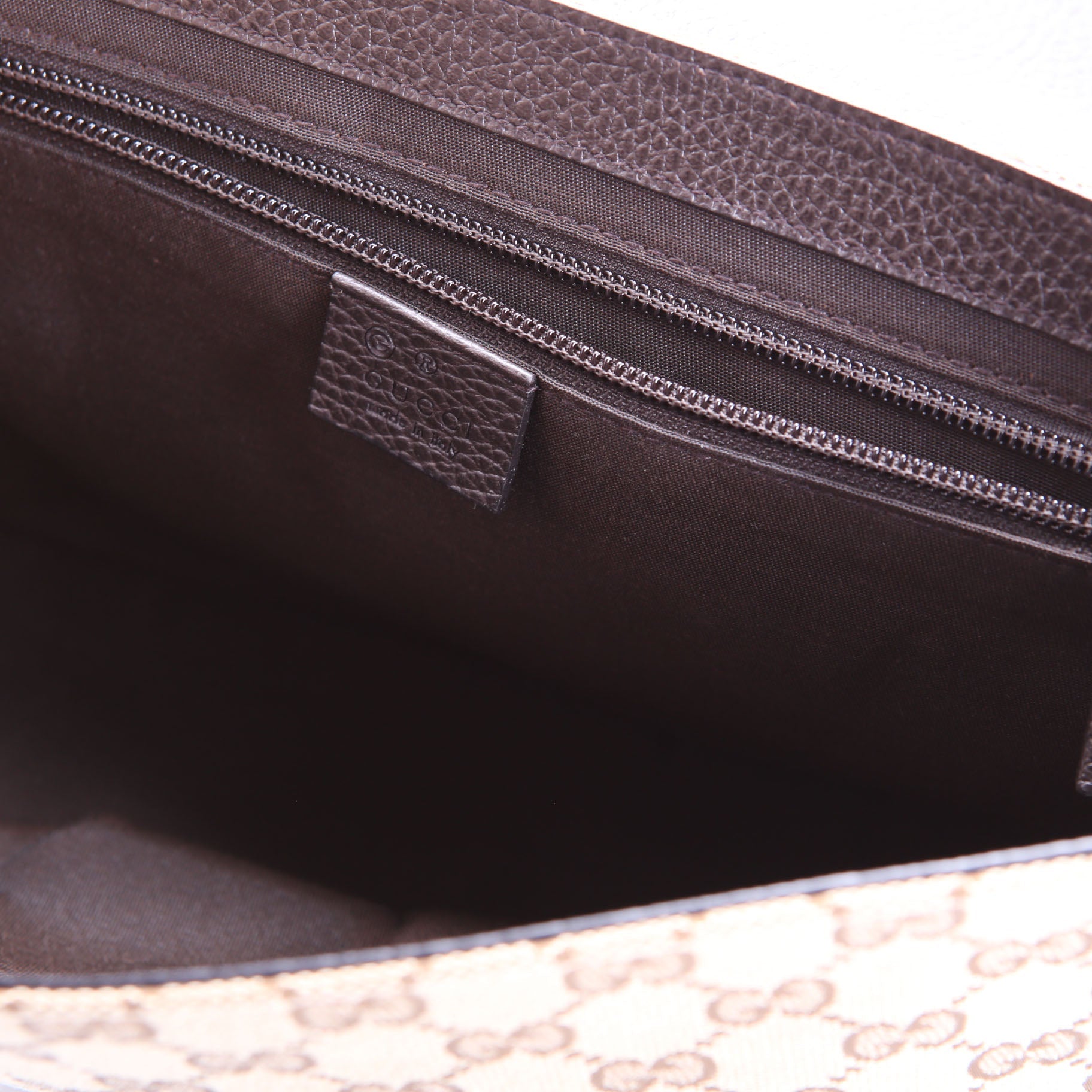 Gucci 449172 GG Canvas Messenger Brown
