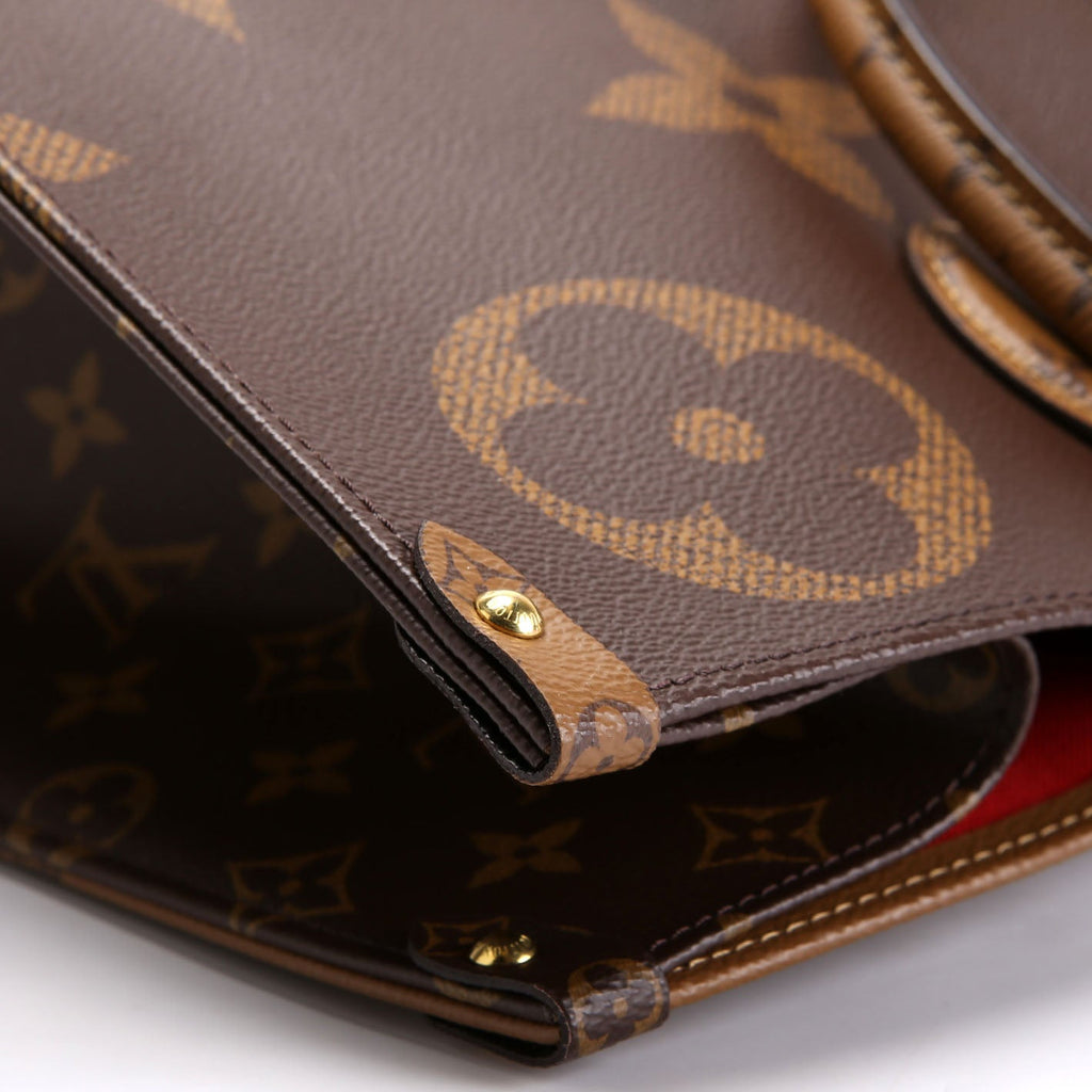 ONTHEGO GM Reverse Monogram