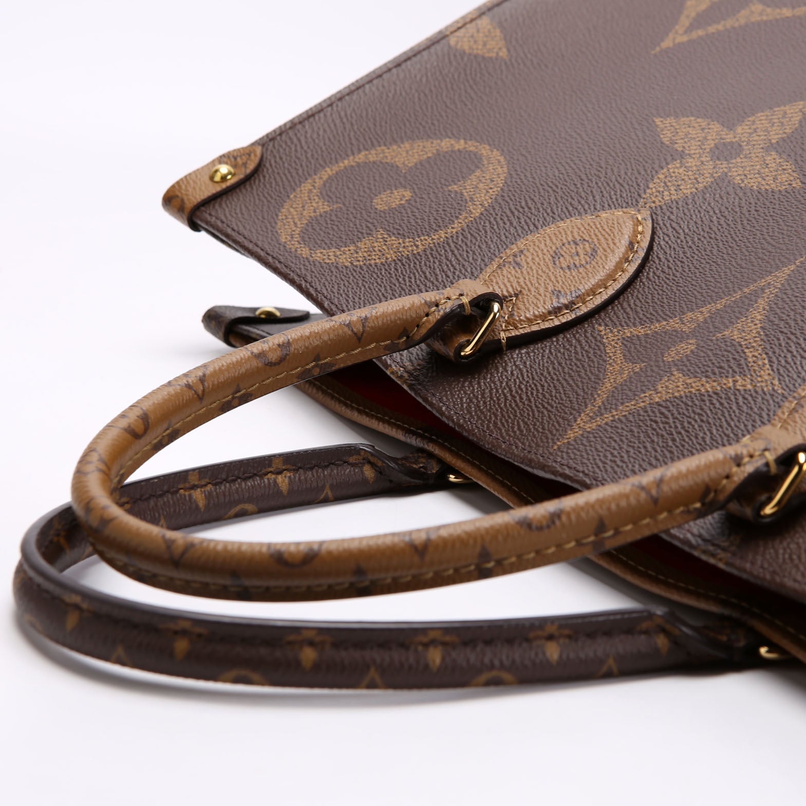 ONTHEGO GM Reverse Monogram