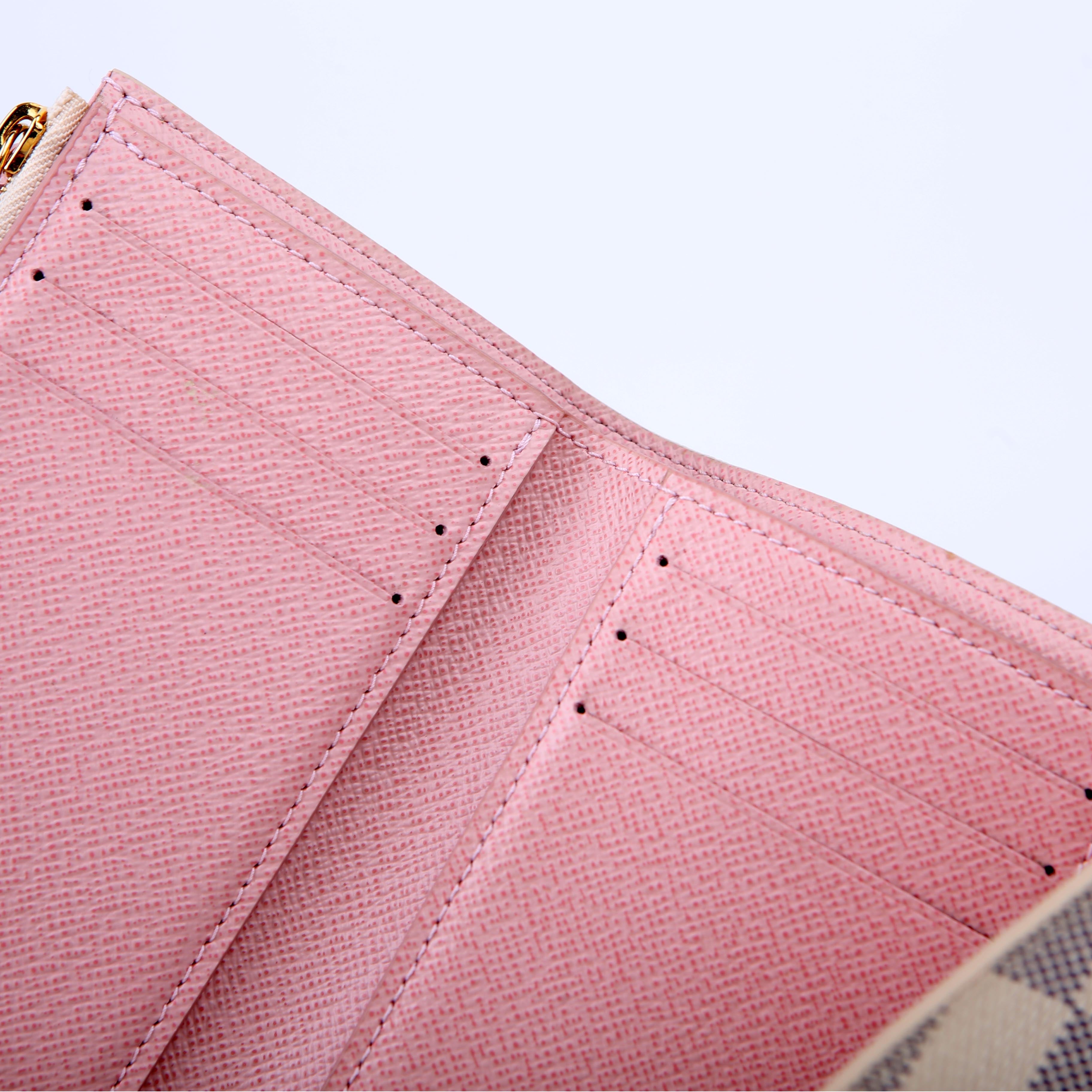 Victorine Wallet Damier Azur Pink