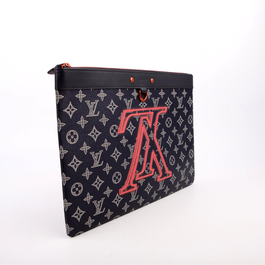 Pochette Apollo GM Upside Down Monogram
