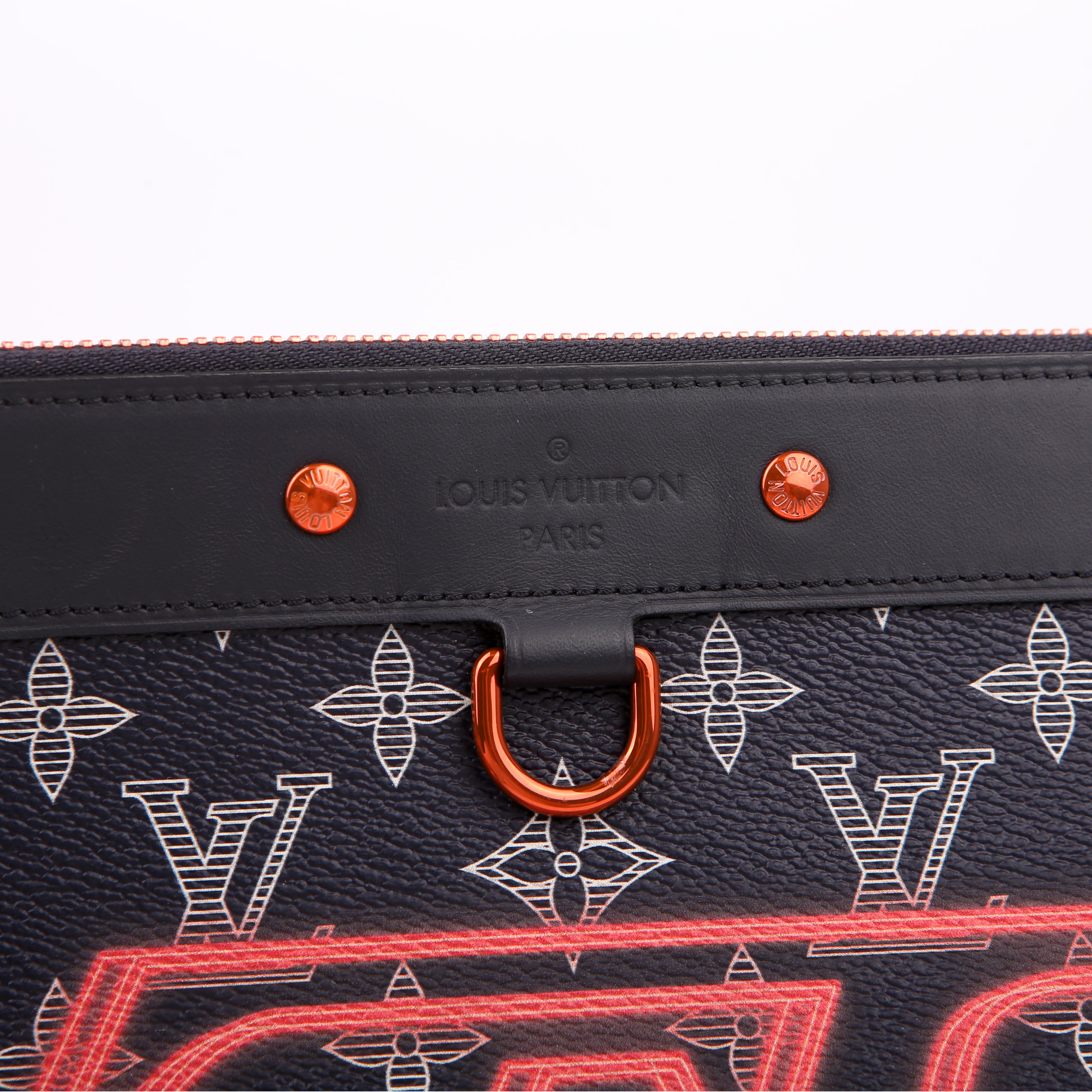 Pochette Apollo GM Upside Down Monogram
