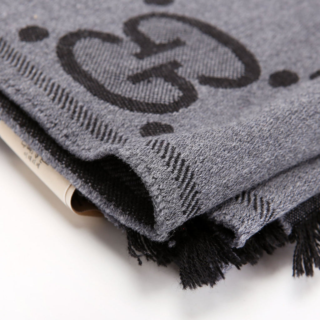 Gucci 598189 GG Logo Wool Scarf