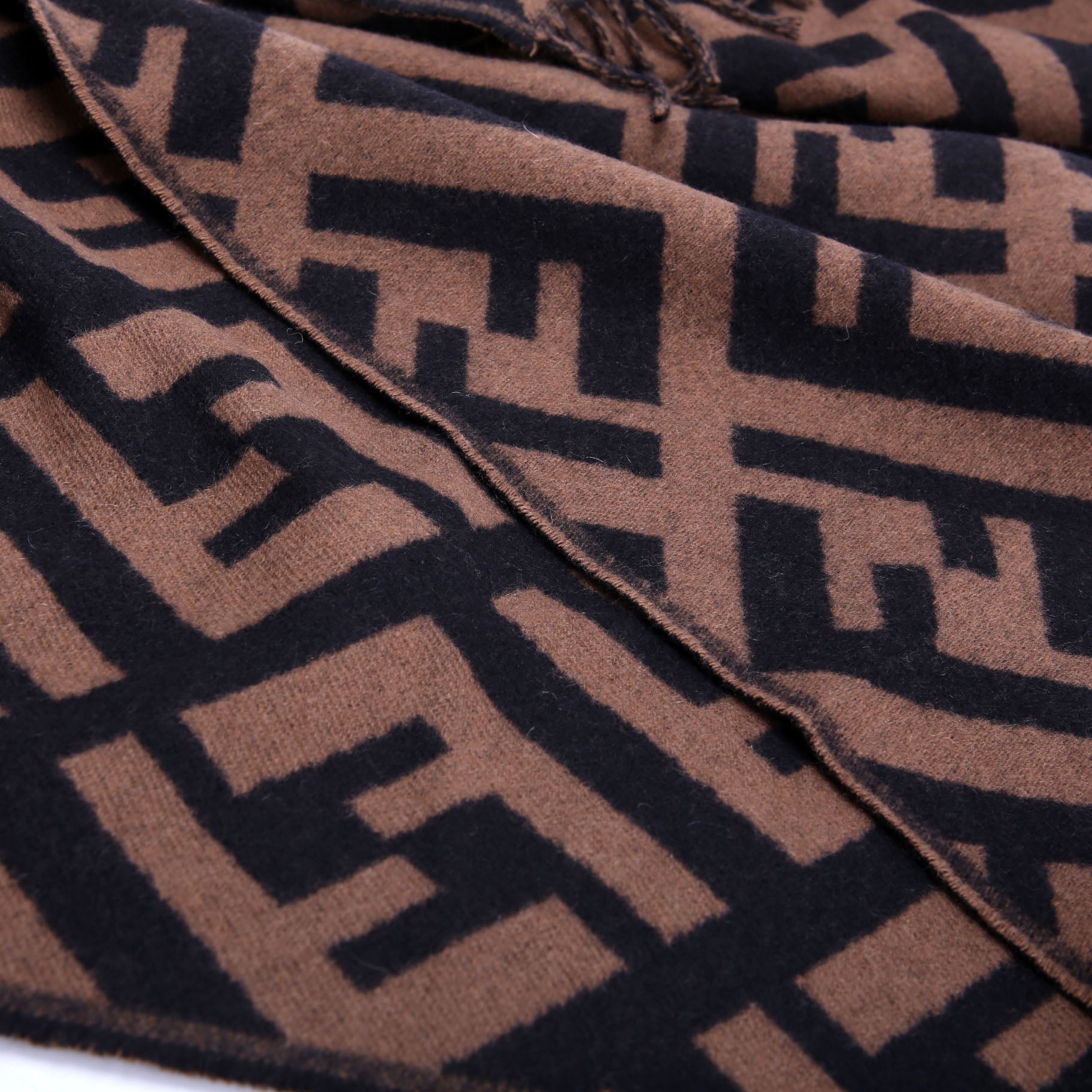 FTX260 Zucca Cashmere Scarf