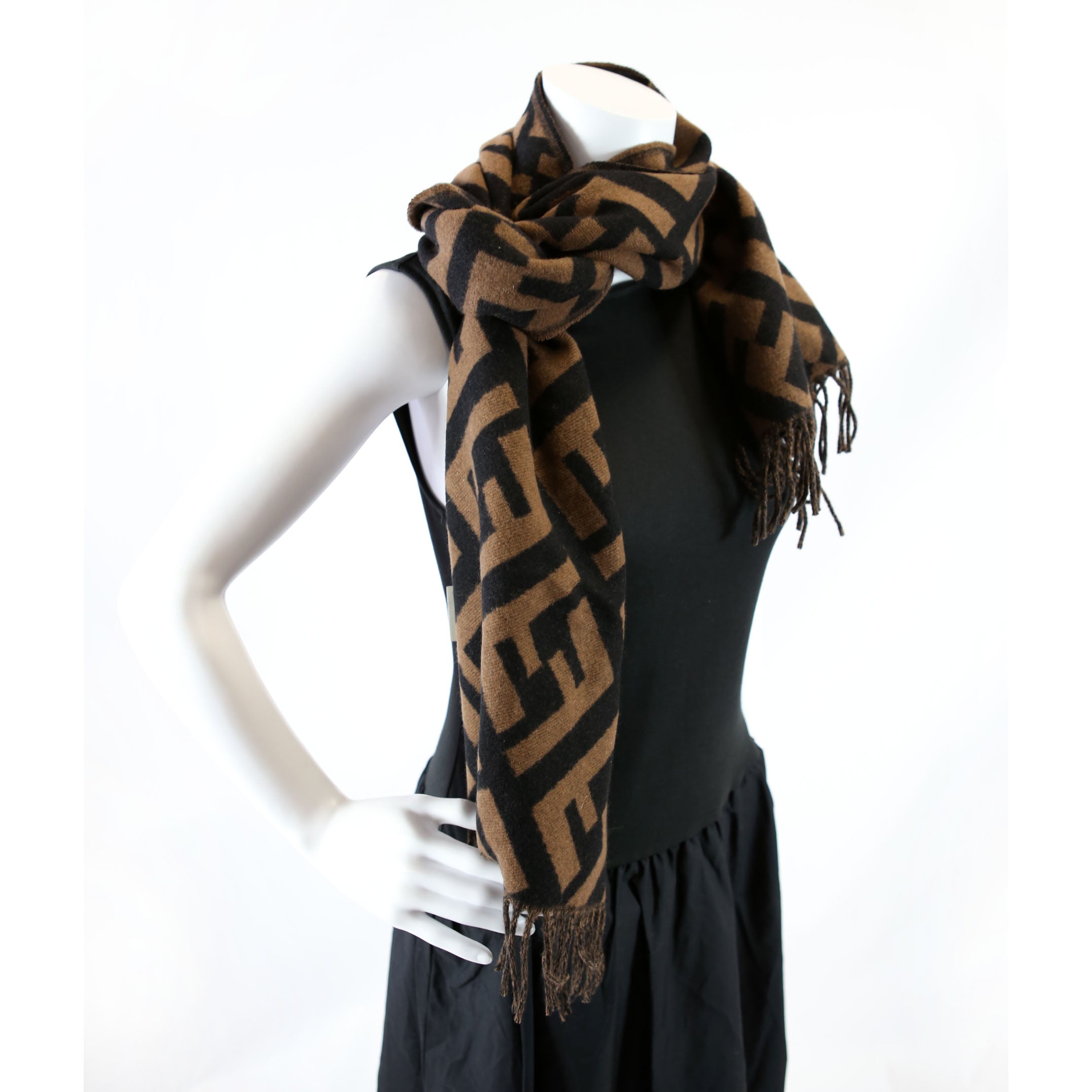 FTX260 Zucca Cashmere Scarf
