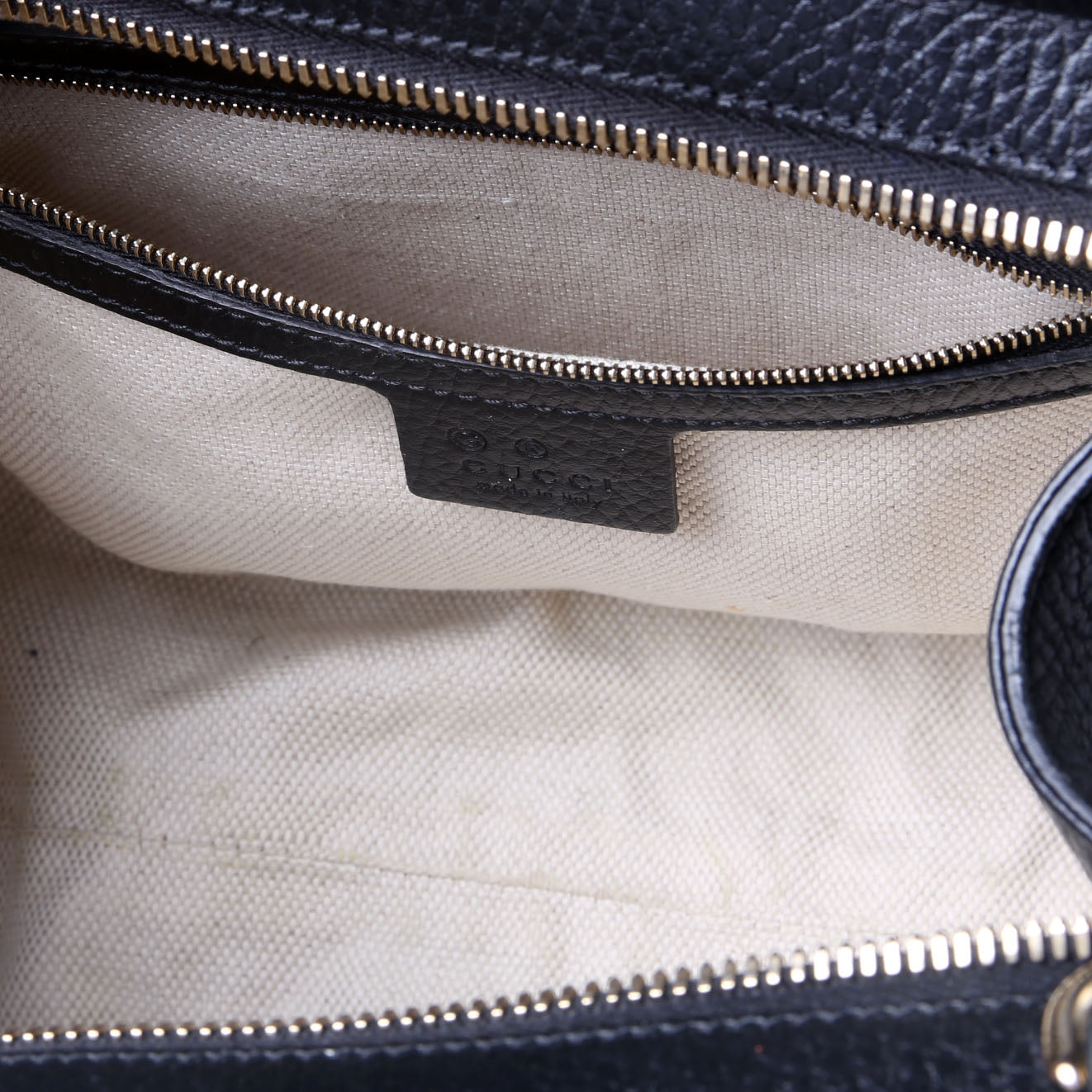 607722 Soho Top Handle Tote