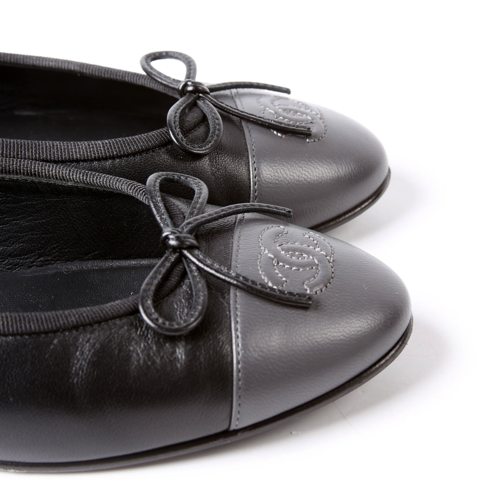 Cap Toe Ballet Flats Size 39