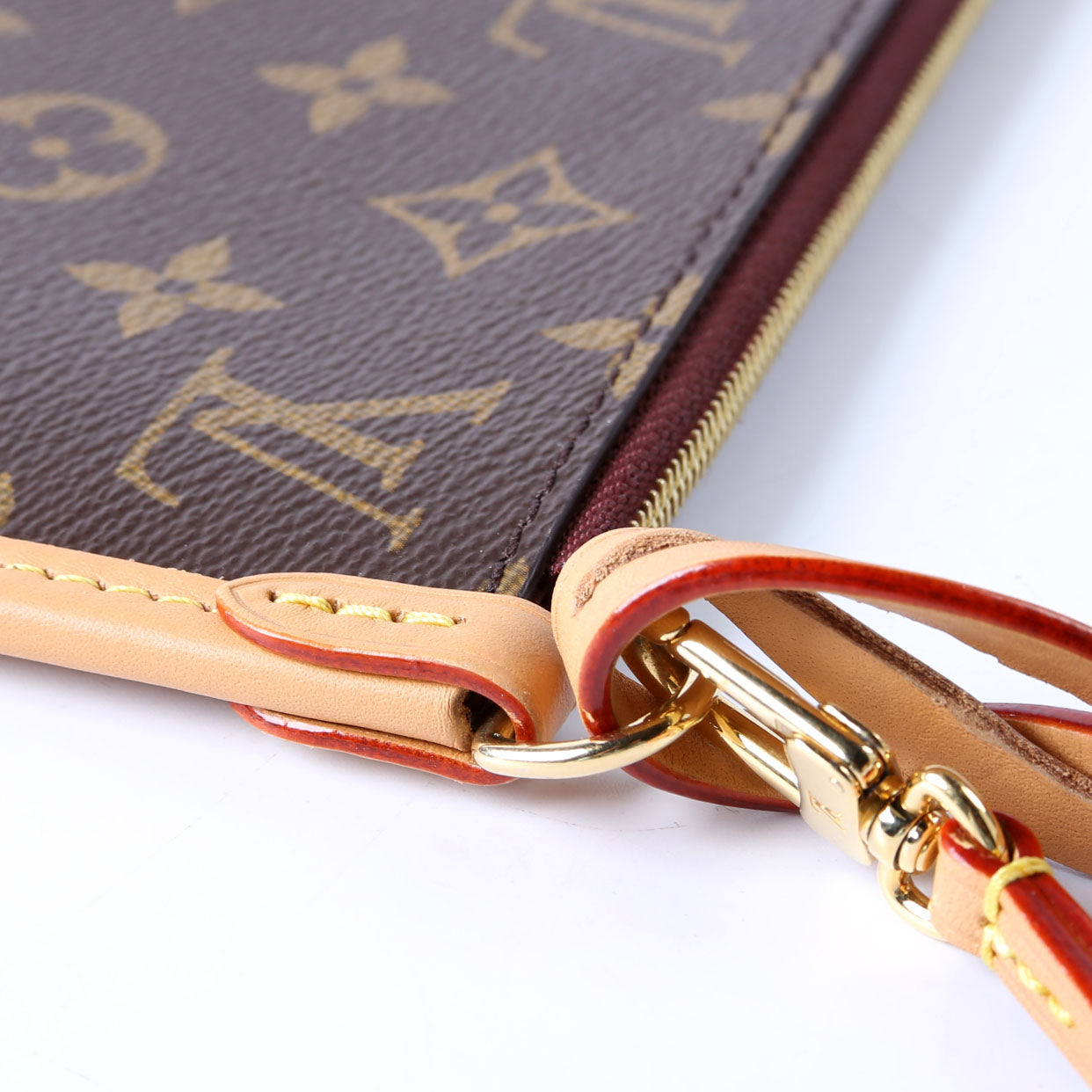 Pochette Only Carryall PM Monogram