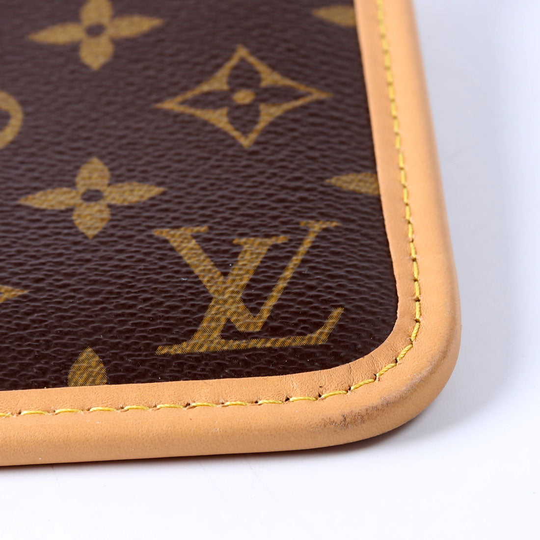 Pochette Only Carryall PM Monogram