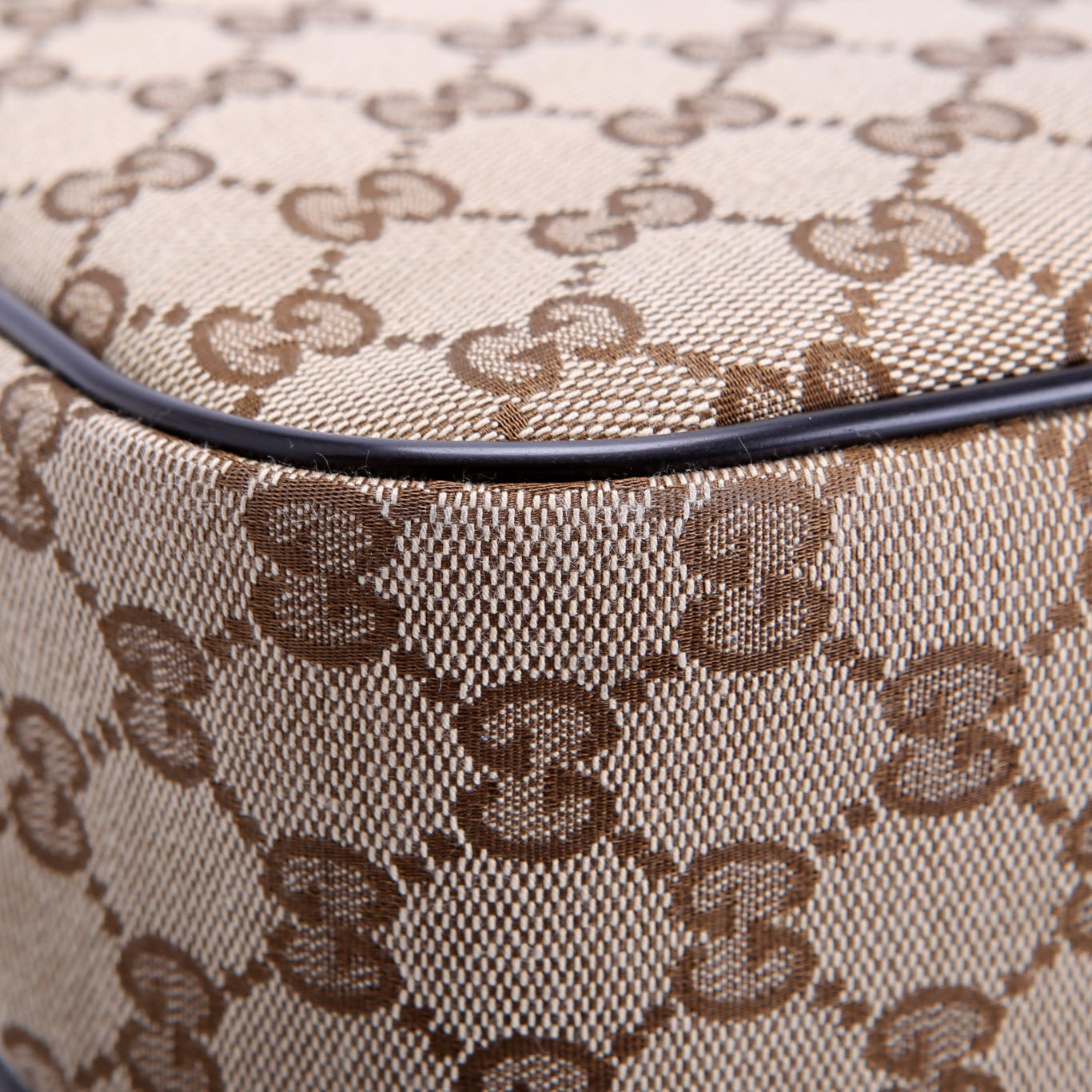 Gucci 449172 GG Canvas Messenger Brown