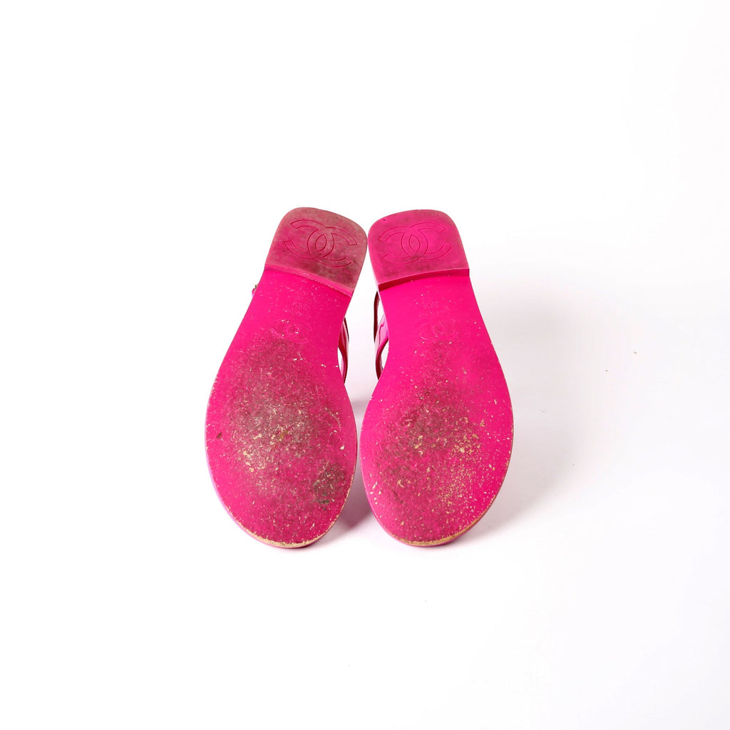 CC Logo Chain T-Strap Sandals size 38.5 Pink/Gold