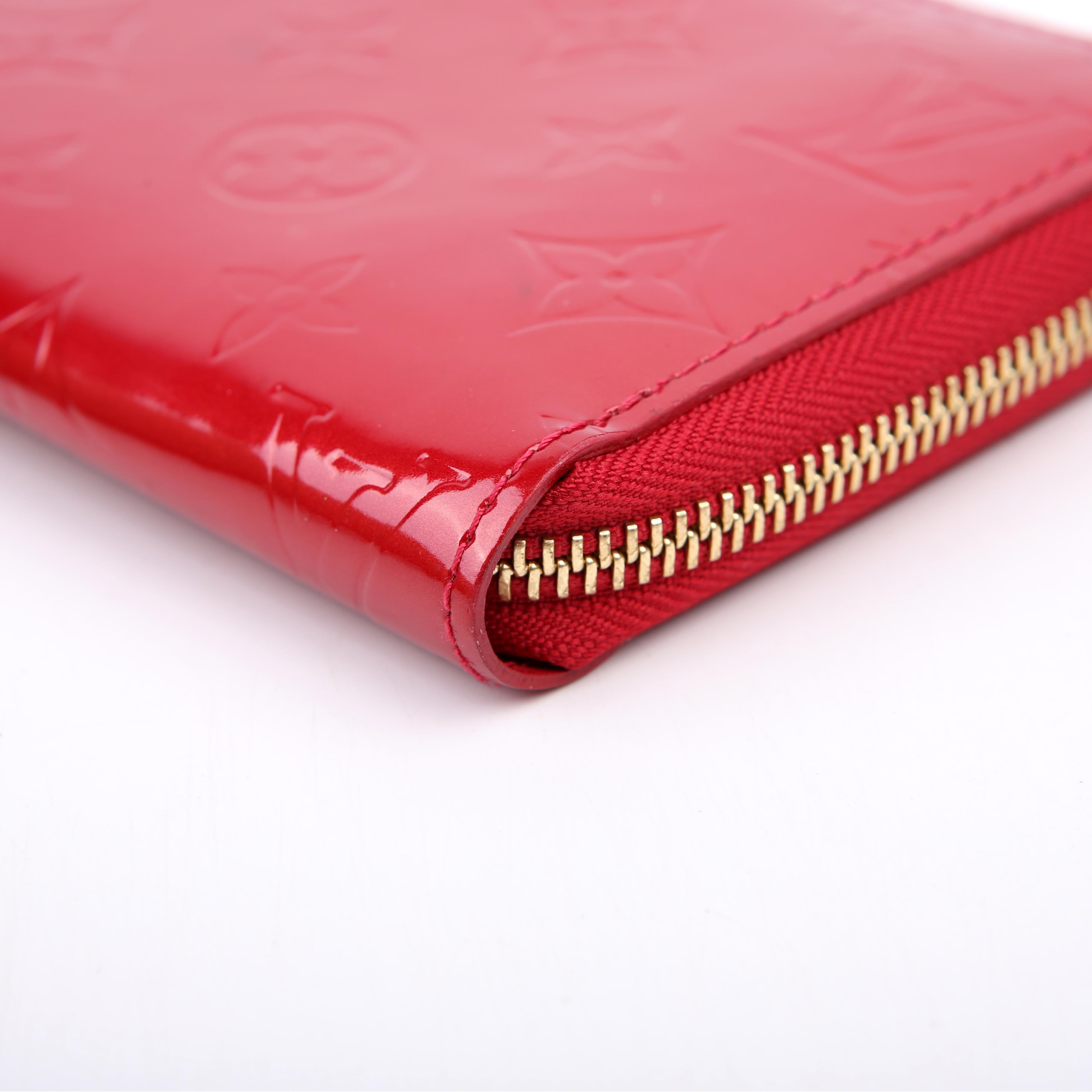 Zippy Wallet Vernis Red