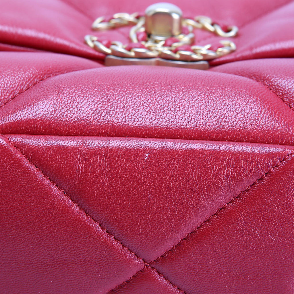 Quilted Goatskin 19 Medium Flap RFID Red