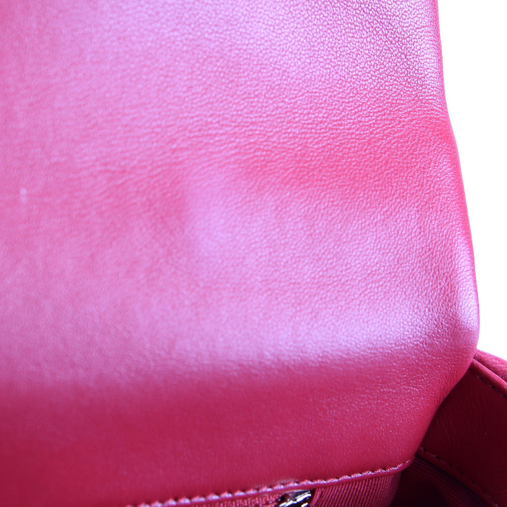 Quilted Goatskin 19 Medium Flap RFID Red