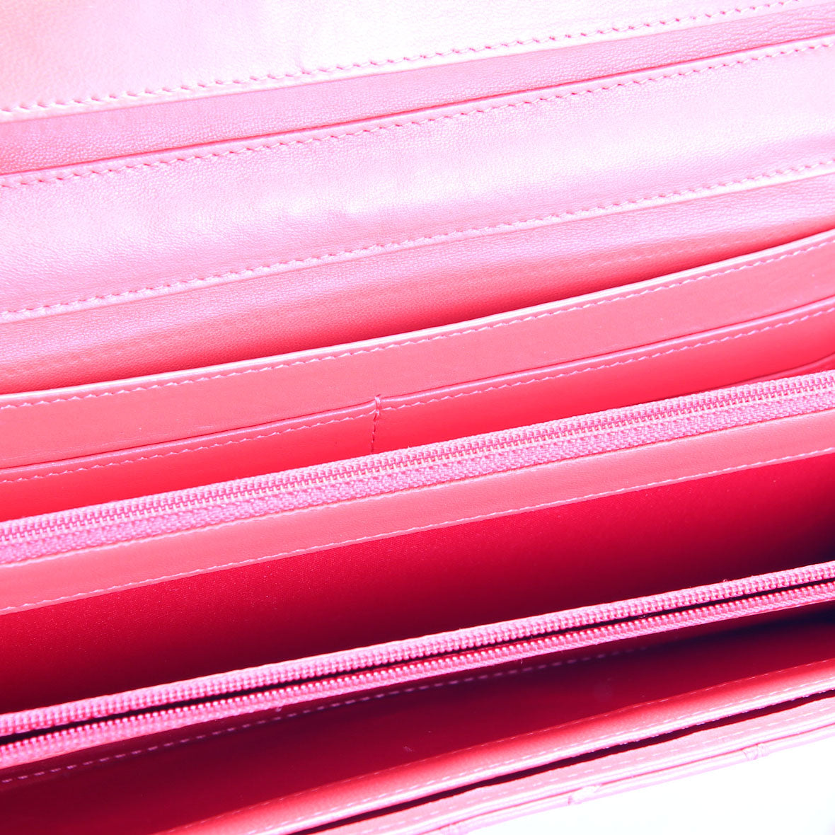 CC Quilted East/West Flap Clutch Lambskin 14M Red/Silver