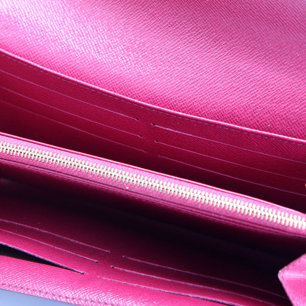 Sarah Wallet Monogram Newer