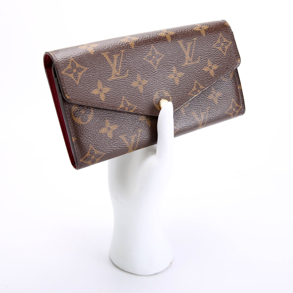 Sarah Wallet Monogram Newer