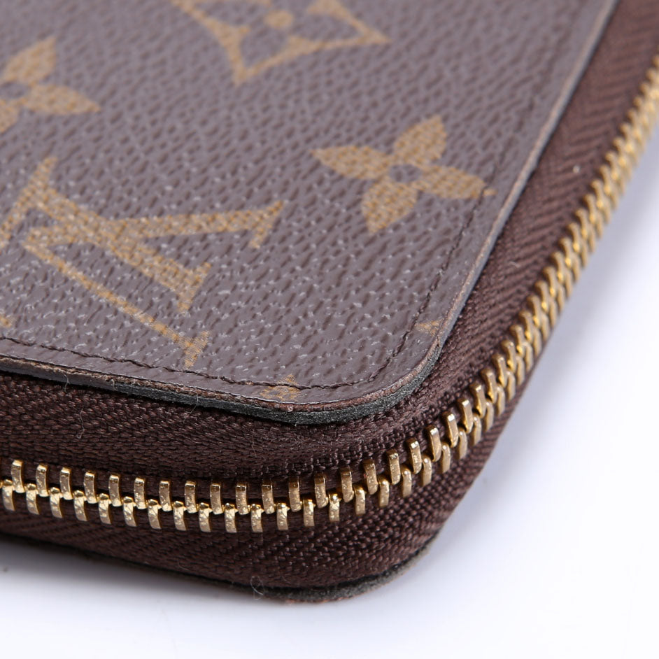 Zippy Wallet Monogram