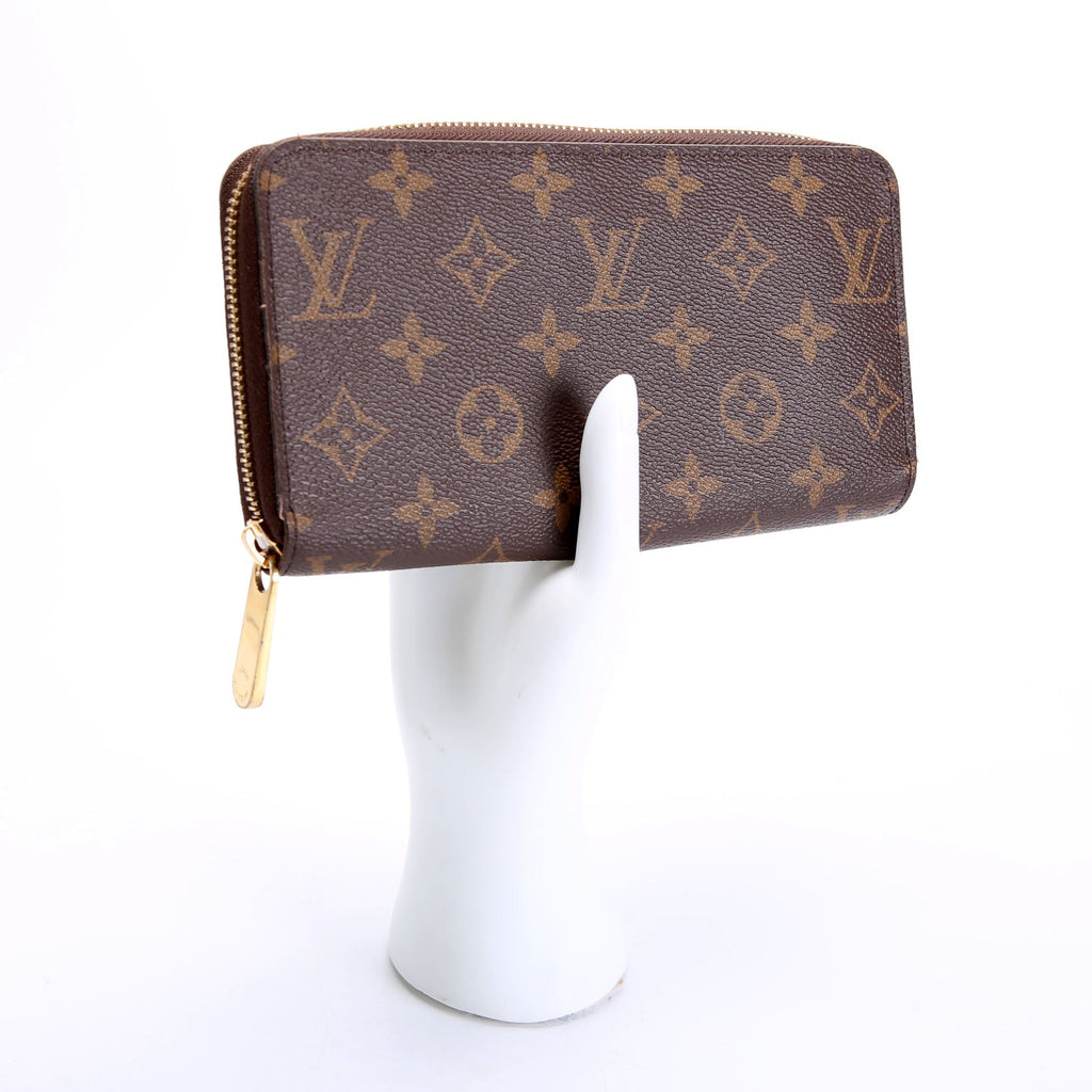 Zippy Wallet Monogram