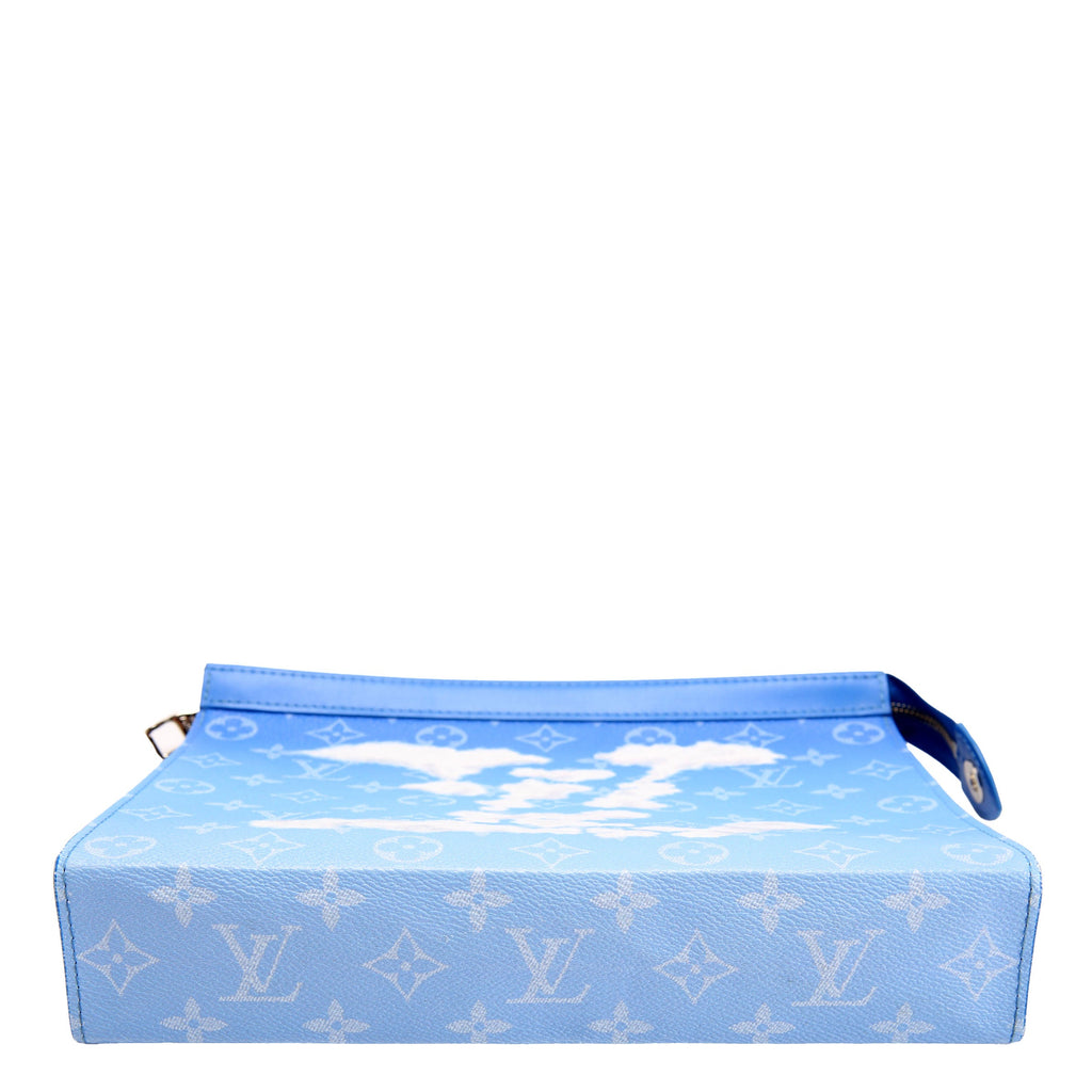 Pochette Voyage MM Clouds Monogram Blue/White