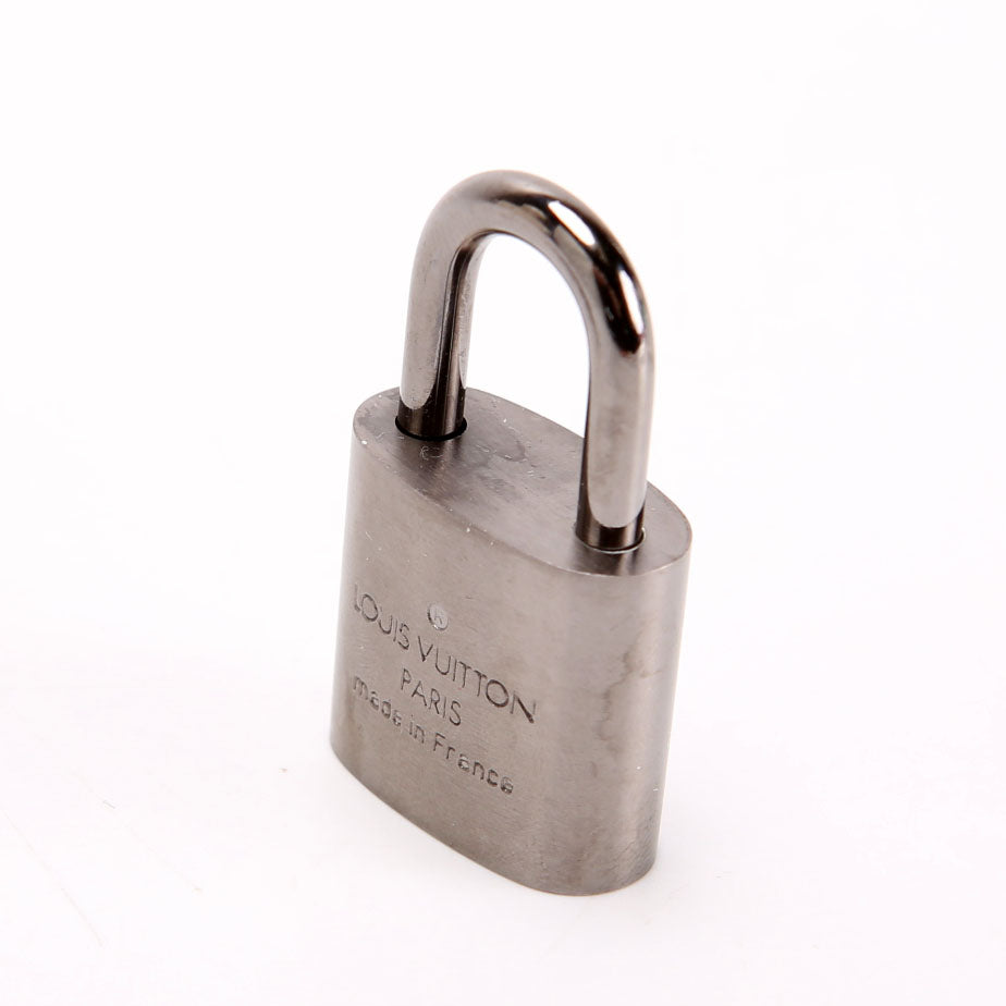 Lock & Key Graphite
