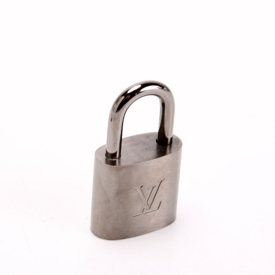 Lock & Key Graphite